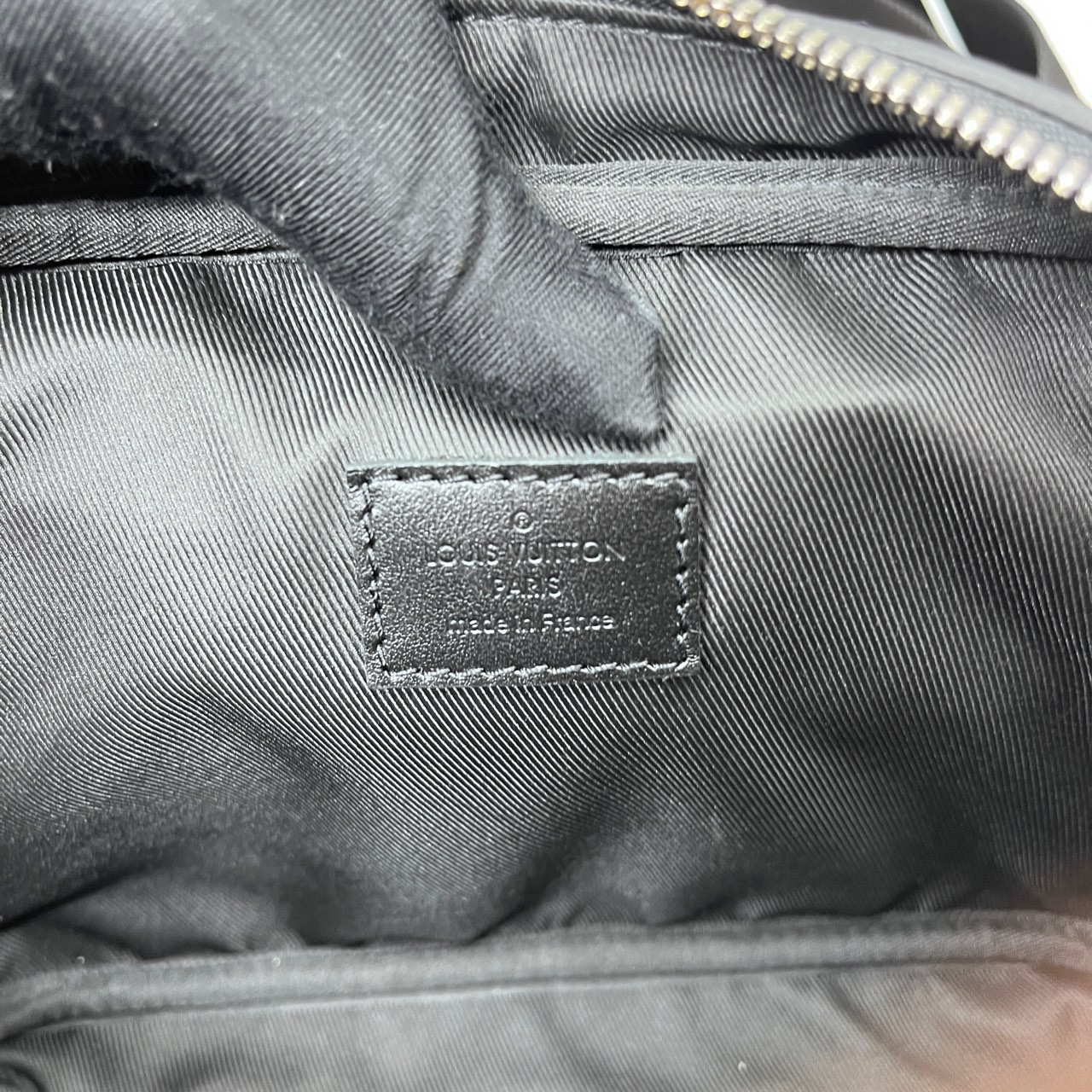 Louis Vuitton Pre-Owned Authentic Messenger Bag Black Two in one 23x4x15cm