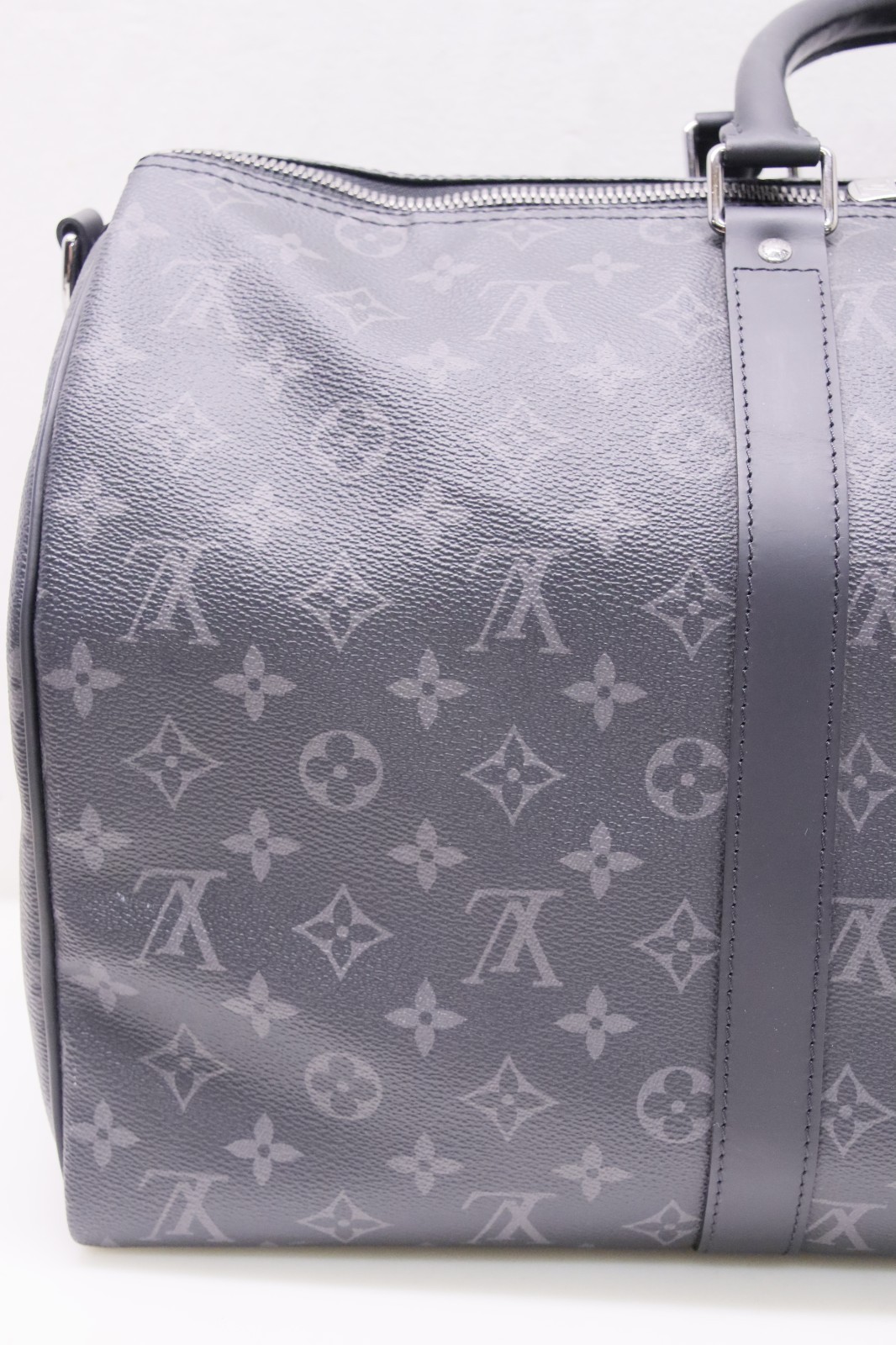 Louis Vuitton Keepall 45 Bandouliere Damier Graphite LV Travel Duffle Bag MB3137