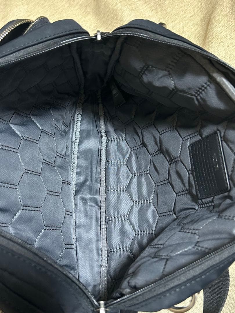 TUMI Harrison Men’s Large Sling Bag Black 24cm x 32cm Leather Crossbody