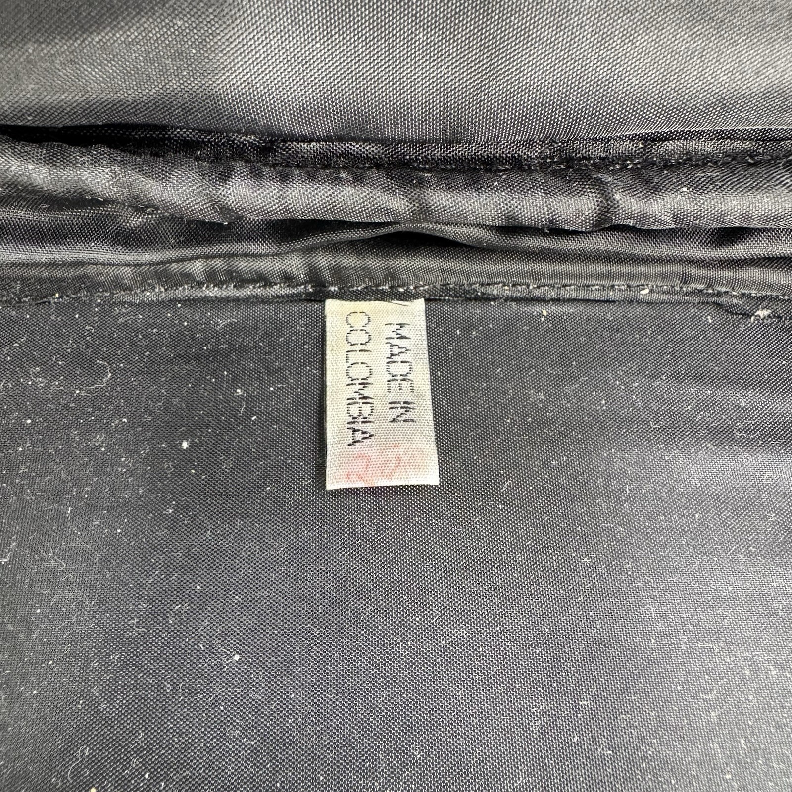 Frye Black Pebbled Leather Case Top Zip Around Single Handle Travel Toiletry Bag