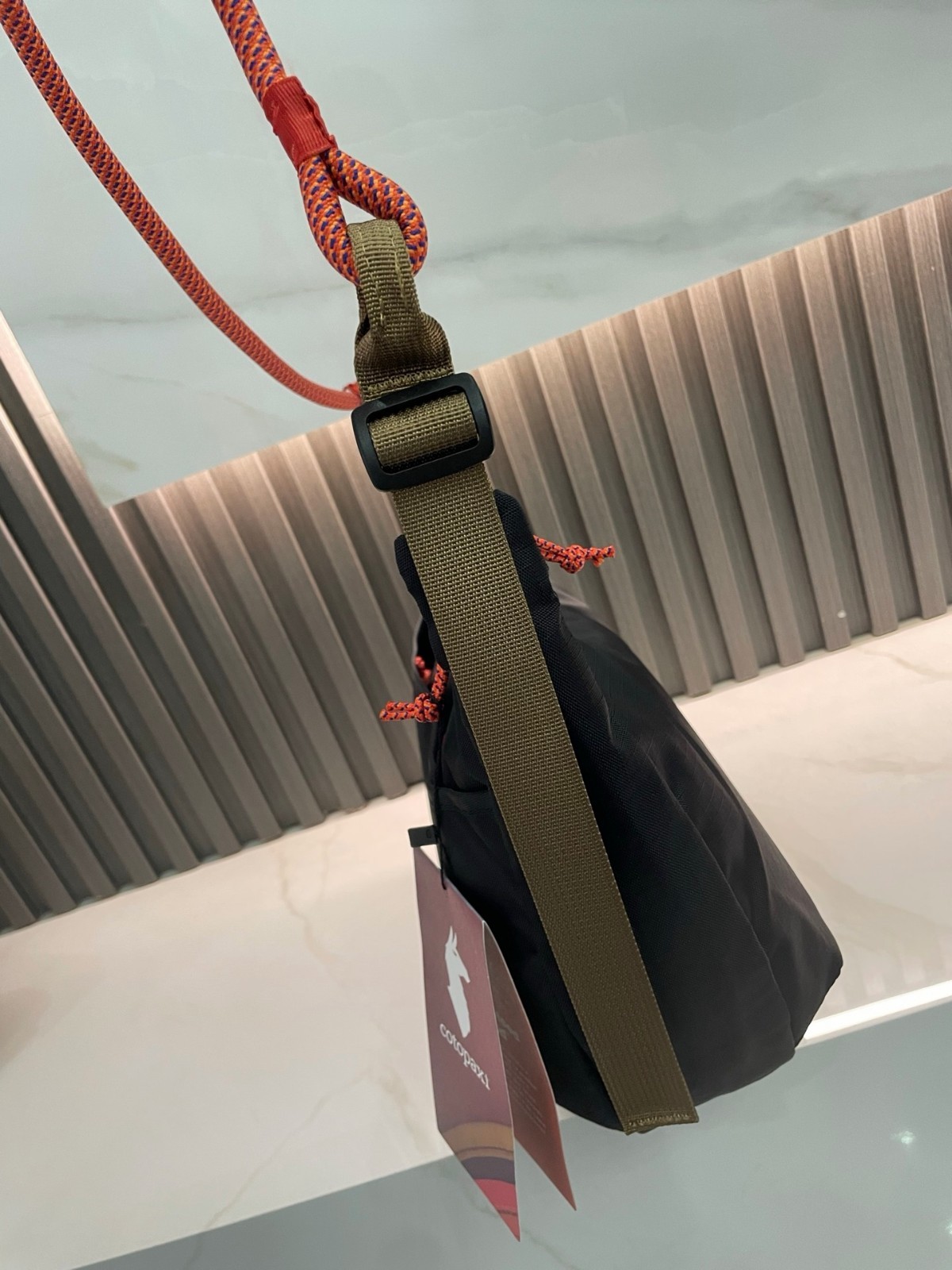 Cotopaxi Black 8L Commuter Shoulder Bag with Climbing Rope Strap 38x25x7cm