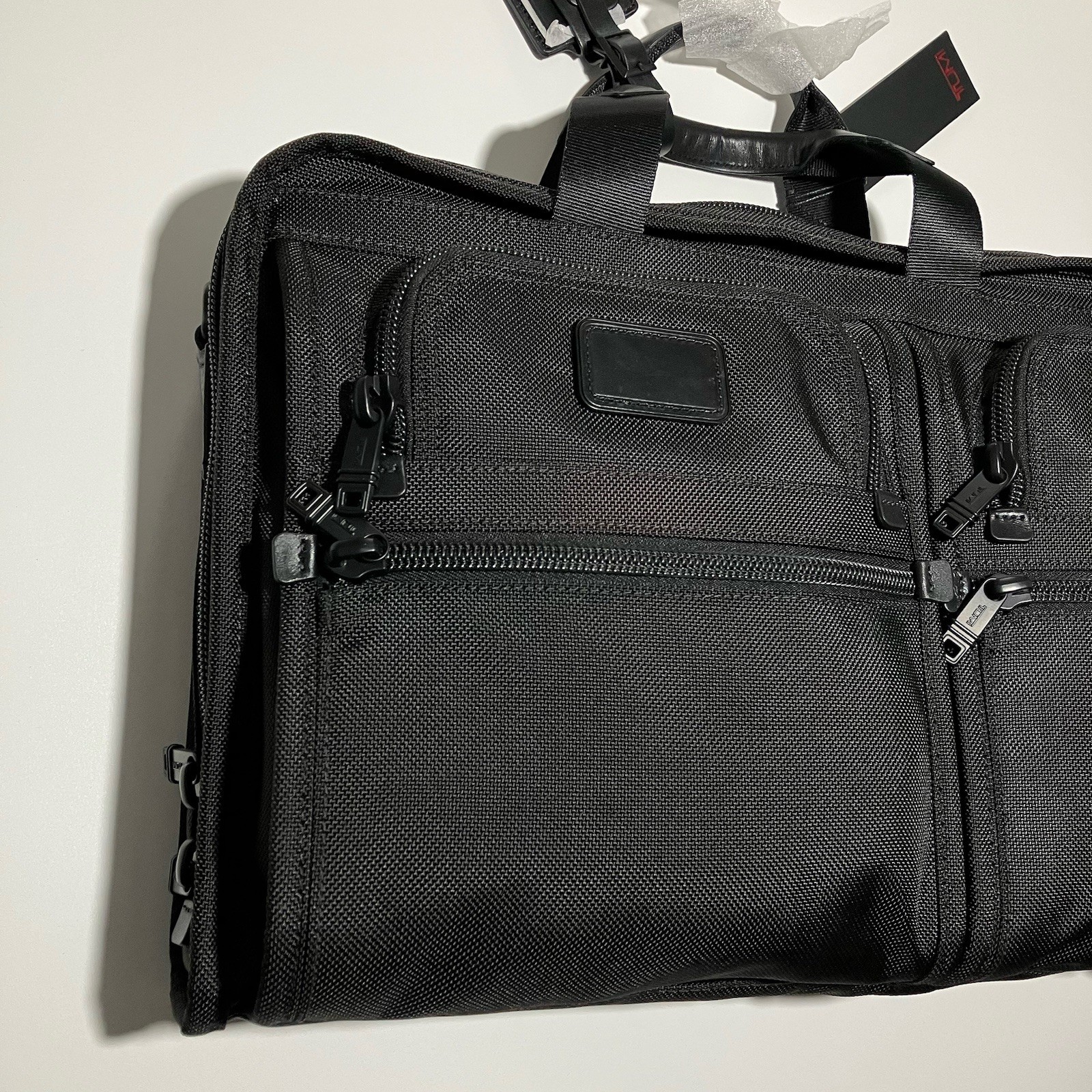 Tumi Compact Large Screen Laptop Brief Computer Bag Zippers Travel Hand Carry