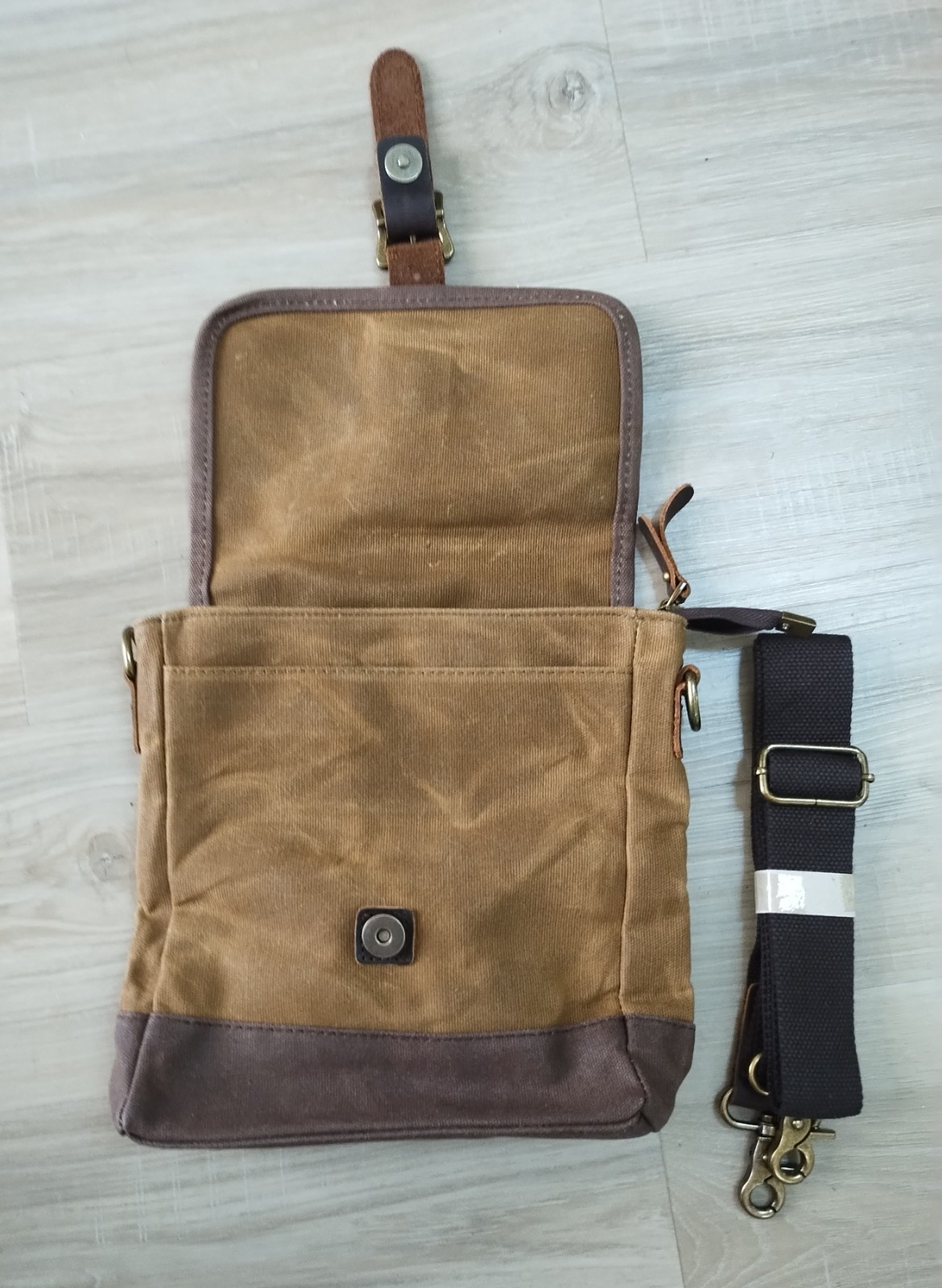 Men’s shoulder bag brown canvas – NEW