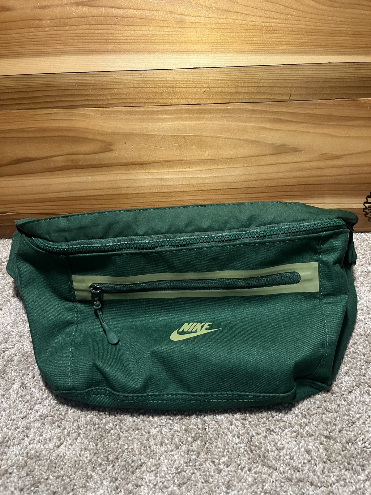 Nike Green Crossbody Sling Bag Shoulder Pack Festival Travel Fanny Pack