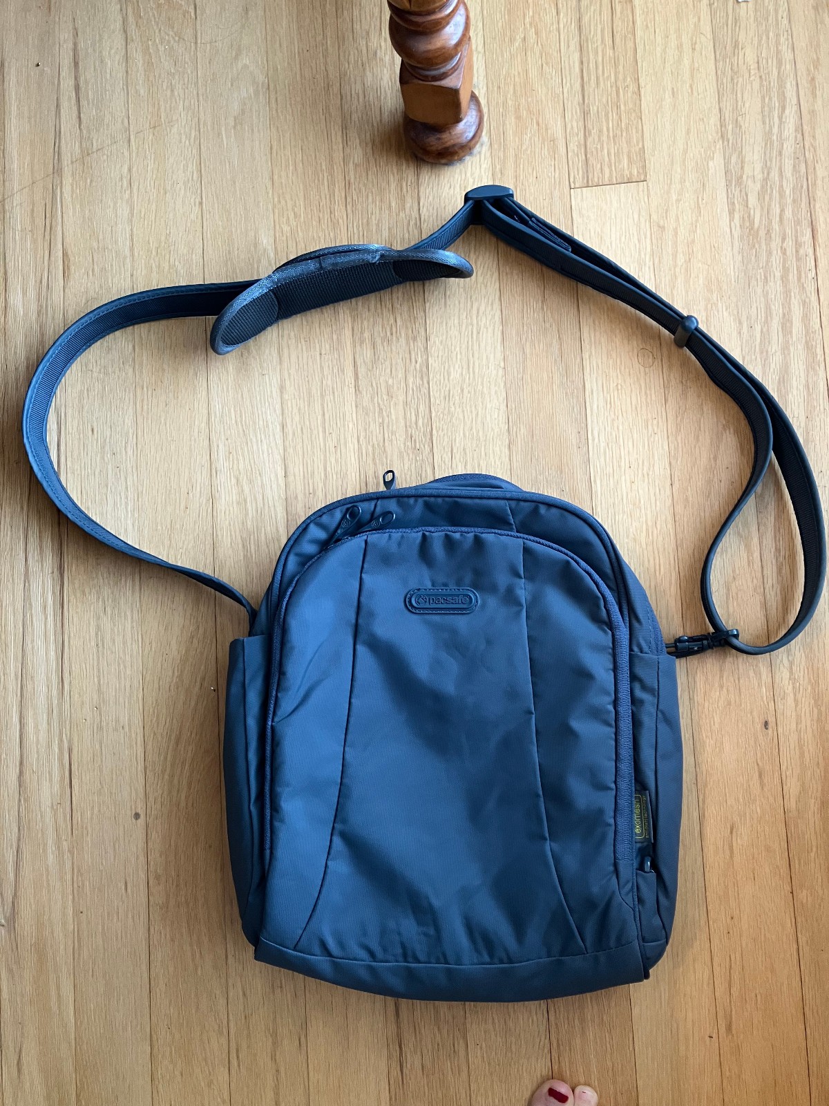 Pacsafe Metrosafe Anti Theft Crossbody Bag