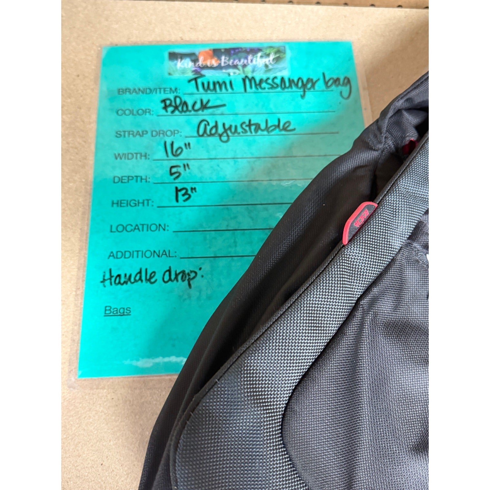 TUMI T-TECH 16” Expandable Messenger Bag Laptop Nylon Shoulder Black Bag 5112D