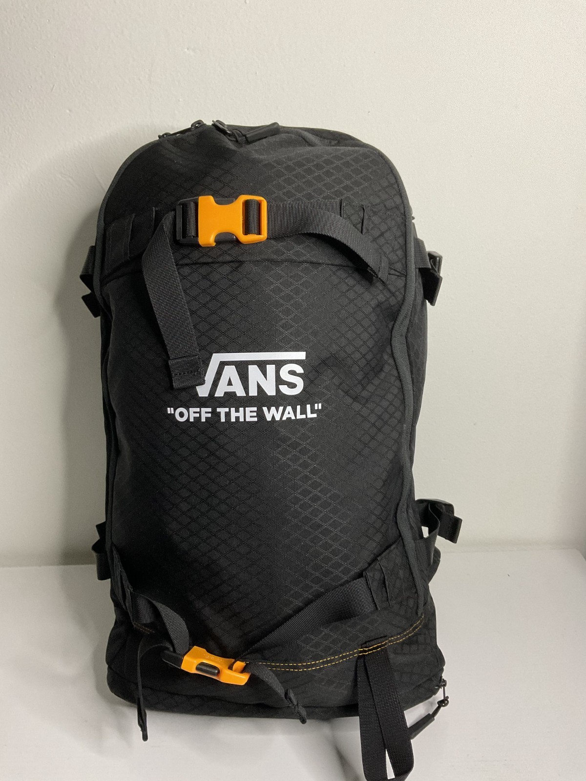 Vans off the wall Construct Snowpack CORDURA Fabric Black Snowboard