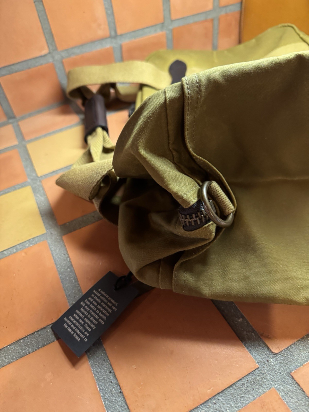 Filson Tin Cloth Small Duffle Bag Dark Tan NWT 20% Off MSRP 33L, 18L x 11W x 10H