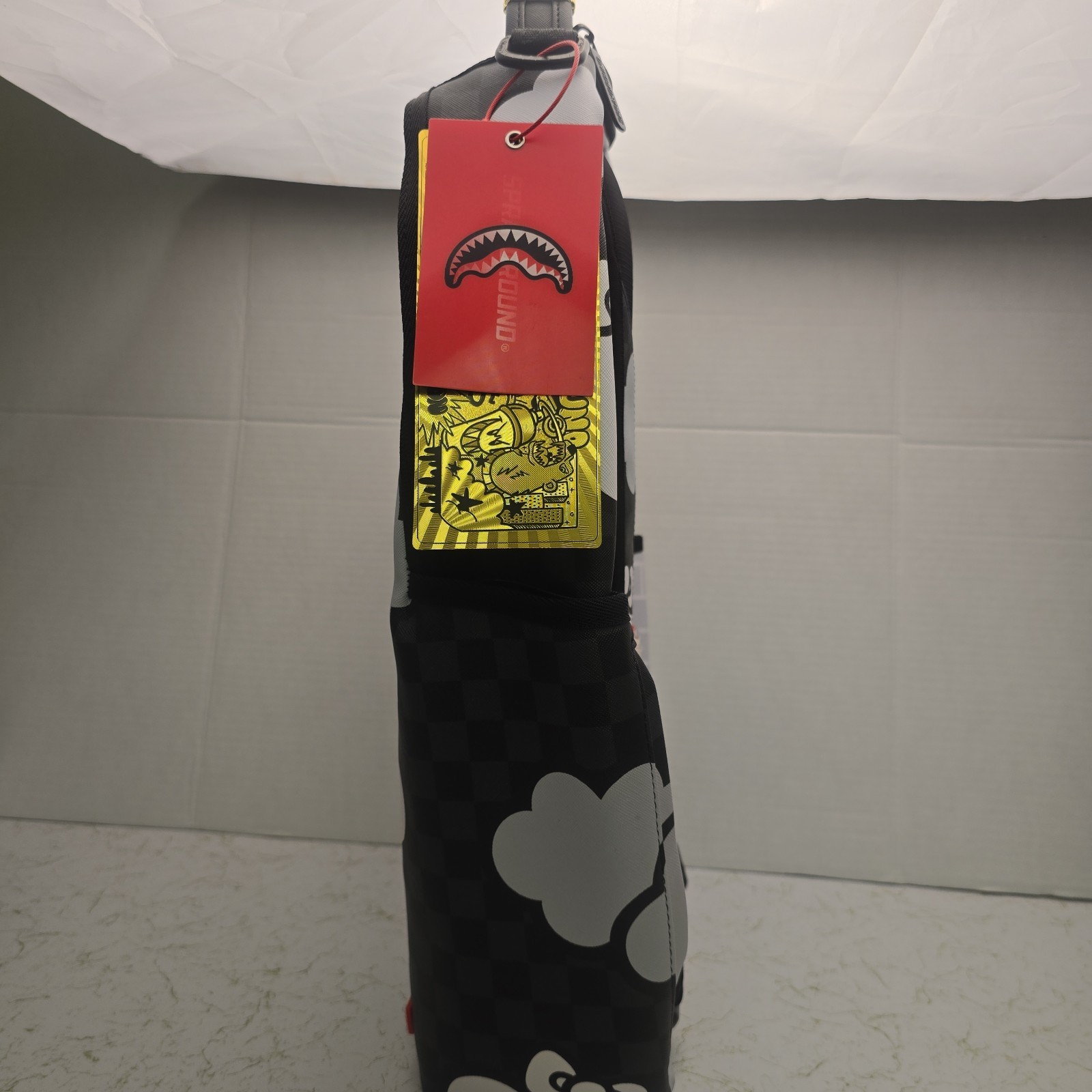 Sprayground – Hello Kitty Brick Wall Split Backpack Special Edition Colab.