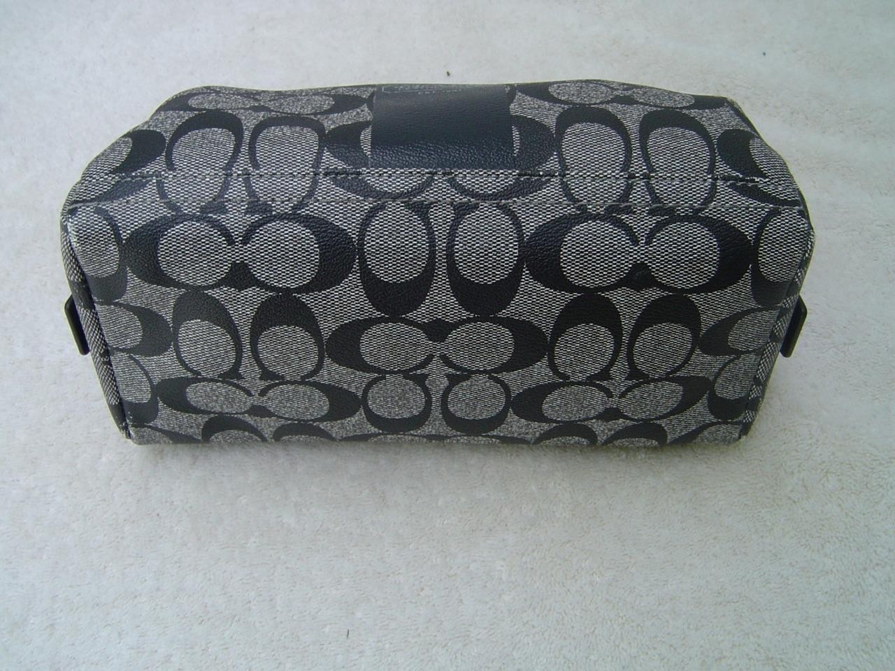 AUTHENTIC COACH MENS BLACK AND WHITE SIGNATURE STRIPE TOILETRY BAG VGC