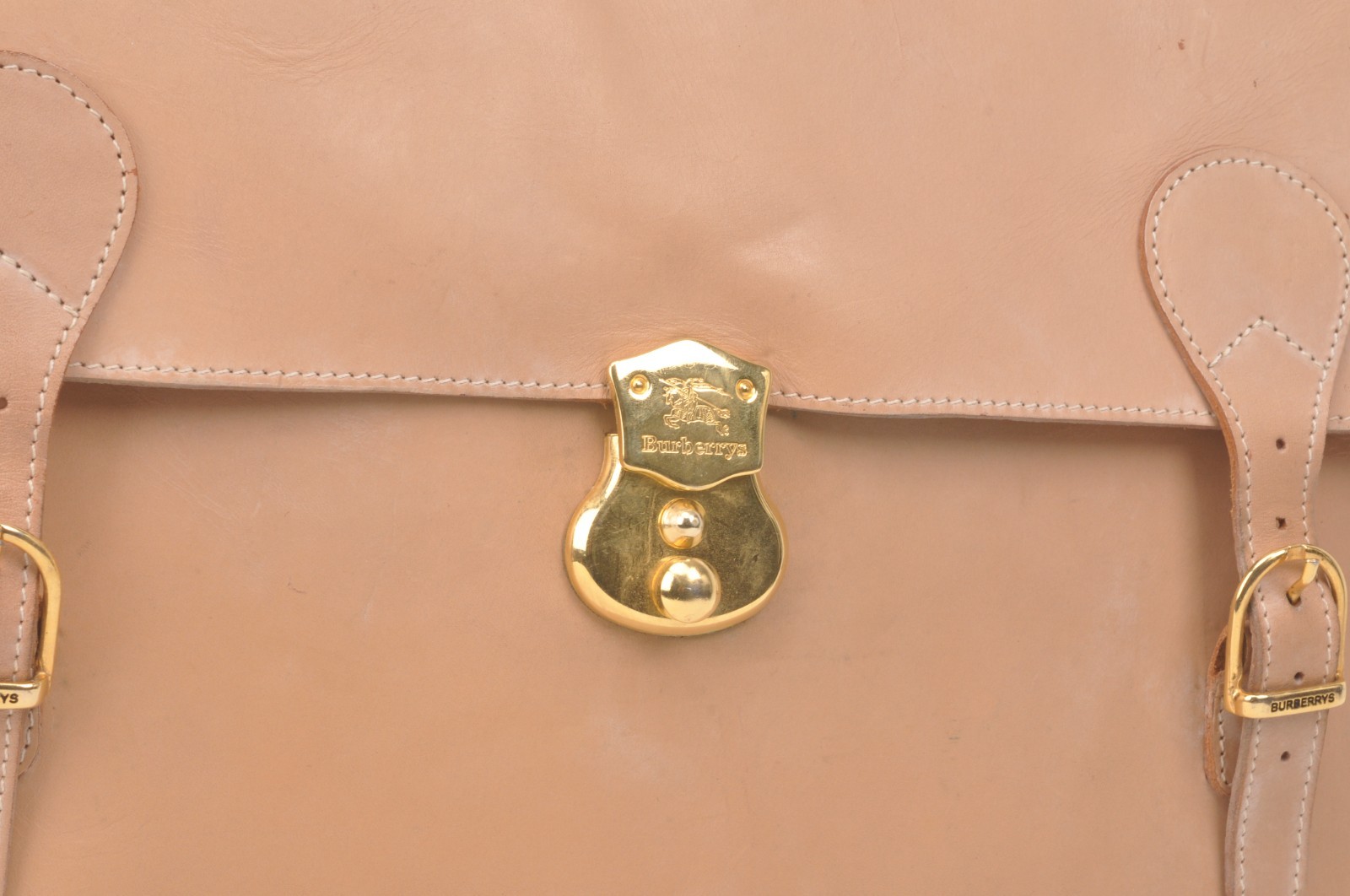 Burberry vintage tan leather briefcase bag