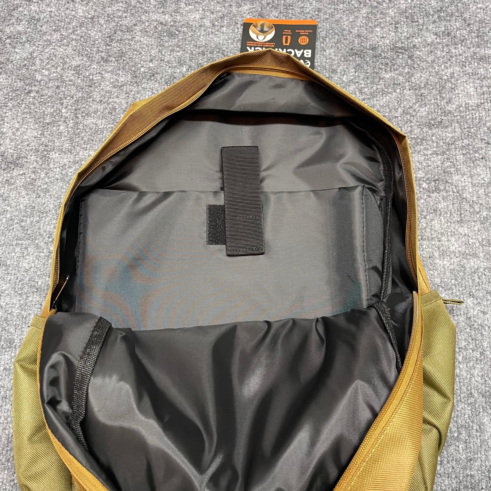 Realtree Backpack Tan Olive Canvas Padded Laptop Sleeve Outdoor Hiking NEW