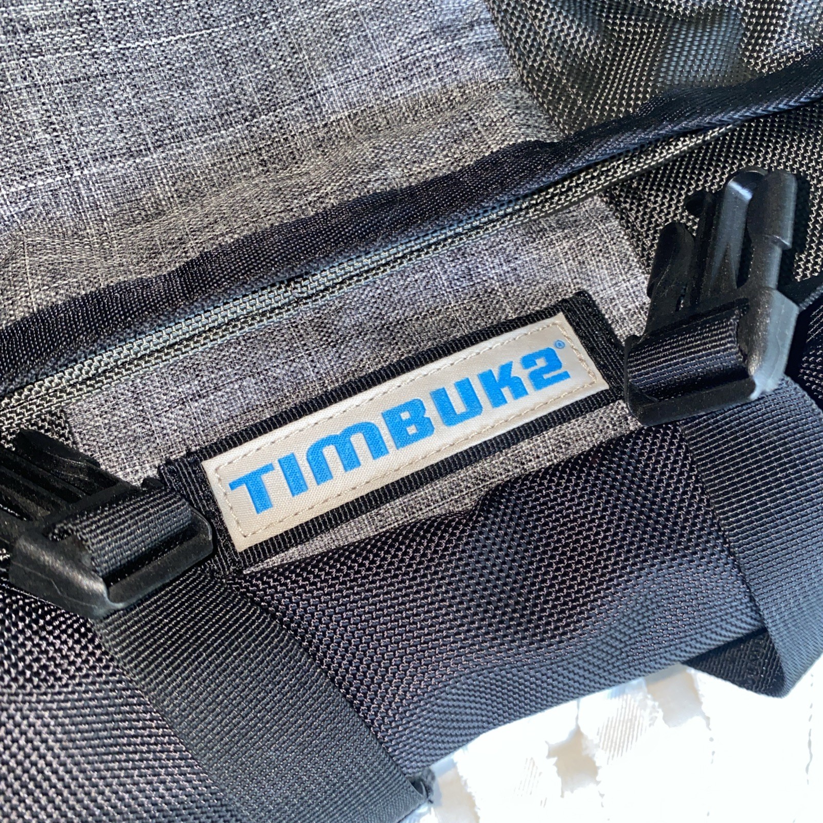 Timbuk2 Classic Laptop Messenger Bag Two-Tone Gray crossbody luggage travel