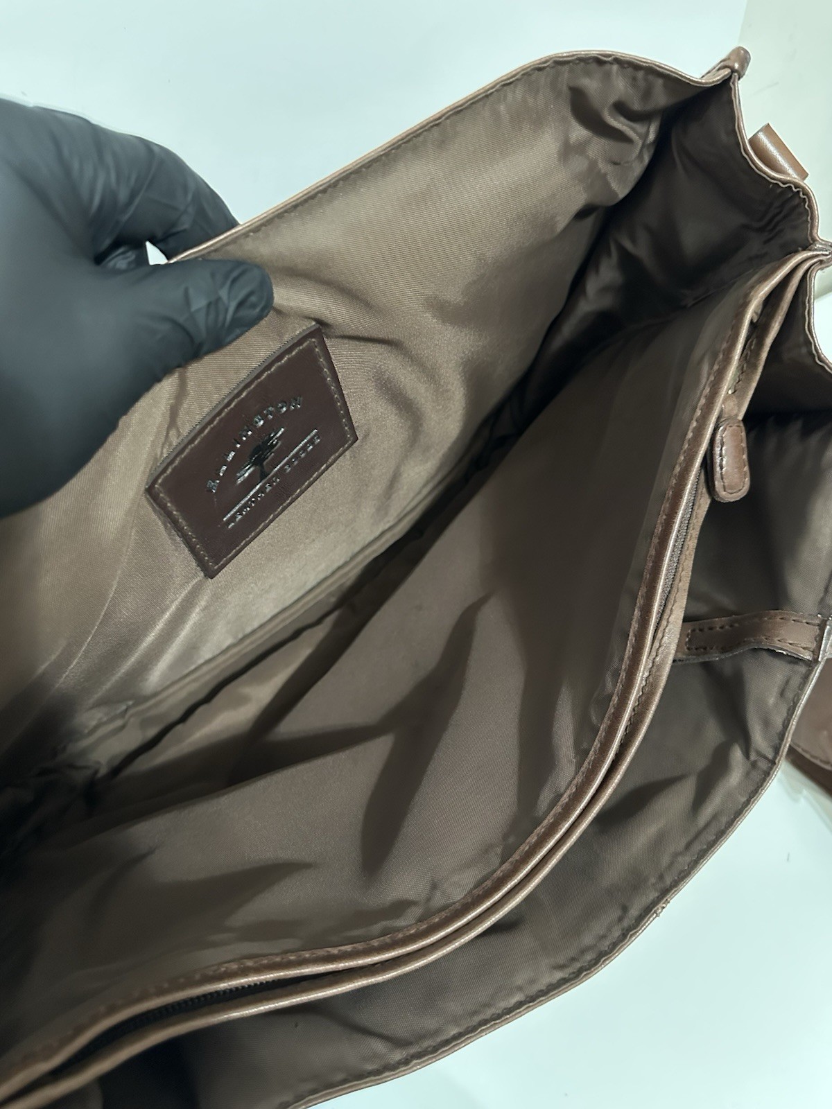ELLington Classic Brown Leather Men’s Messenger Bag Made In Thailand