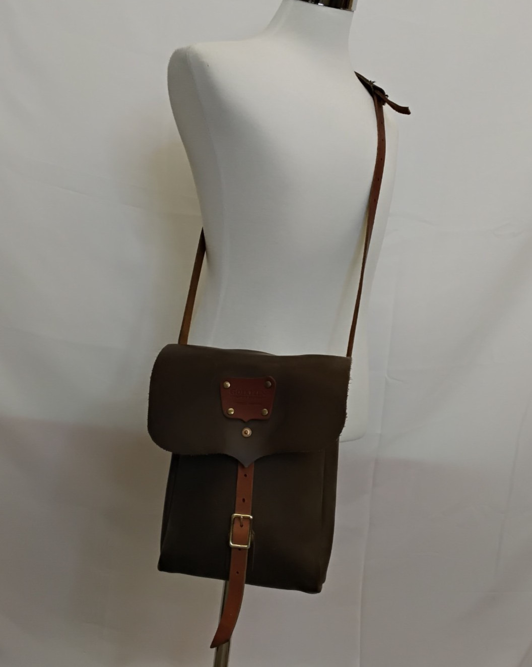 Goertzen Adventure Equipment Leather Field Bag Brown Montana Handmade #J5743