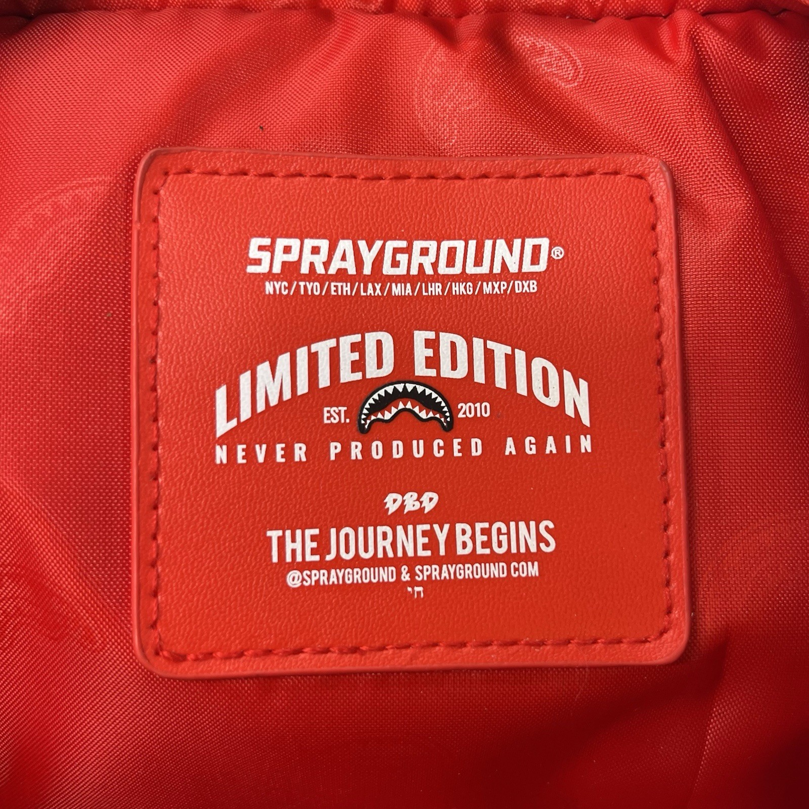 Sprayground Split the Check Checkered Cargo Shark Crossbody Limited Edition RARE