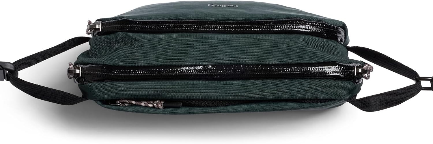 Bellroy Venture Ready Sling 2.5L -Deep ocean , Seatbelt Strap