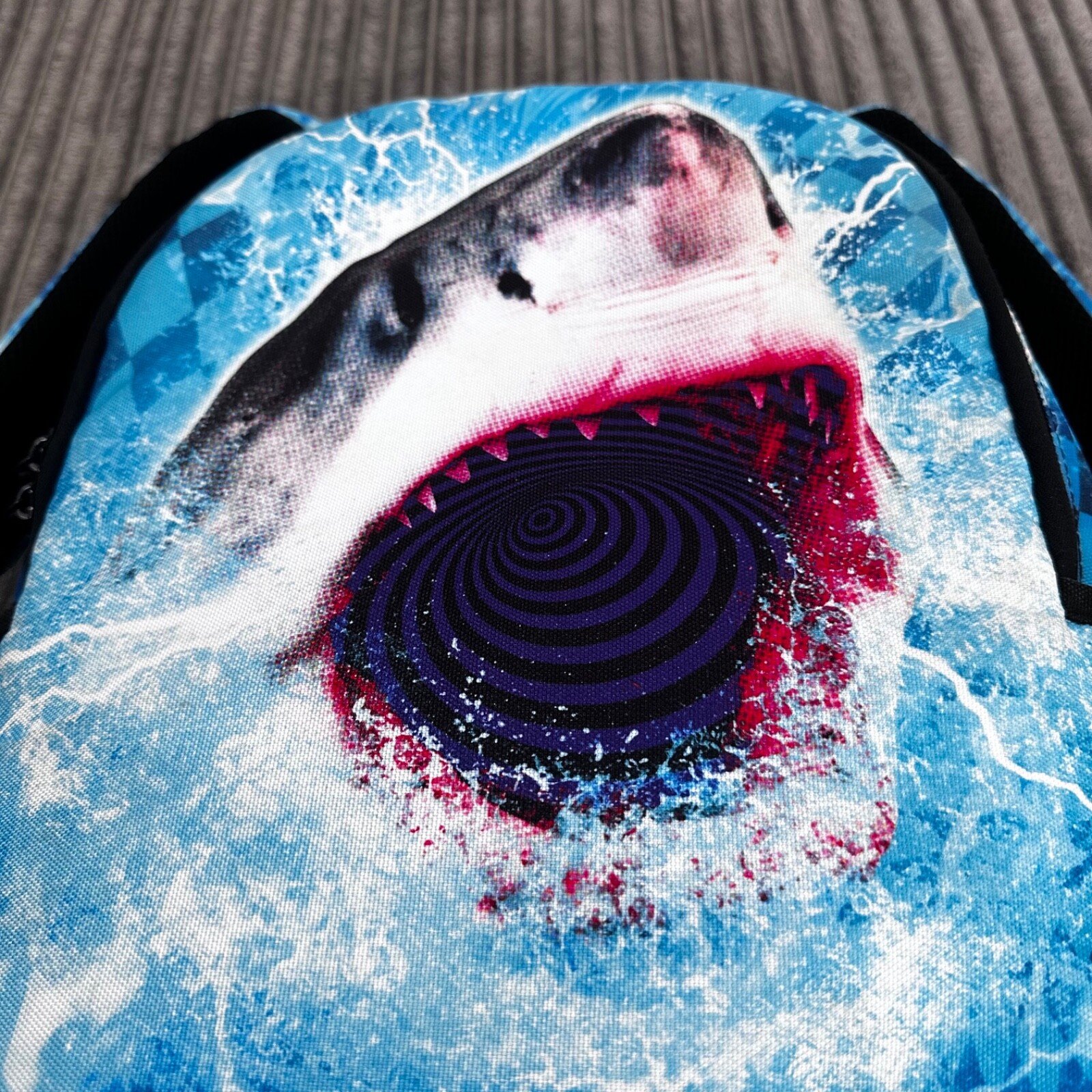 Hurley Backpack Shark Graphic 18″ Blue Black Carryall Bottle Pocket Book Bag