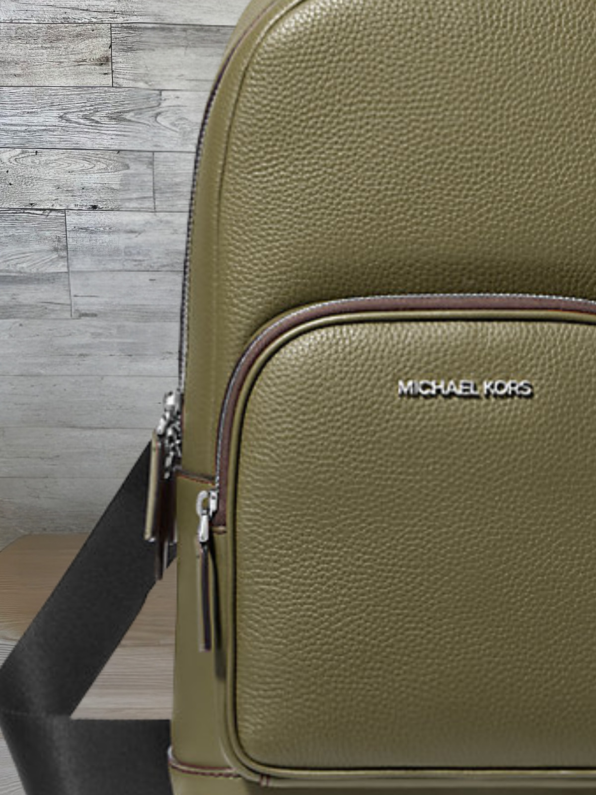 Michael Kors Cooper Men Leather Green Commuter Crossbody Zip Pack Sling Bag MK