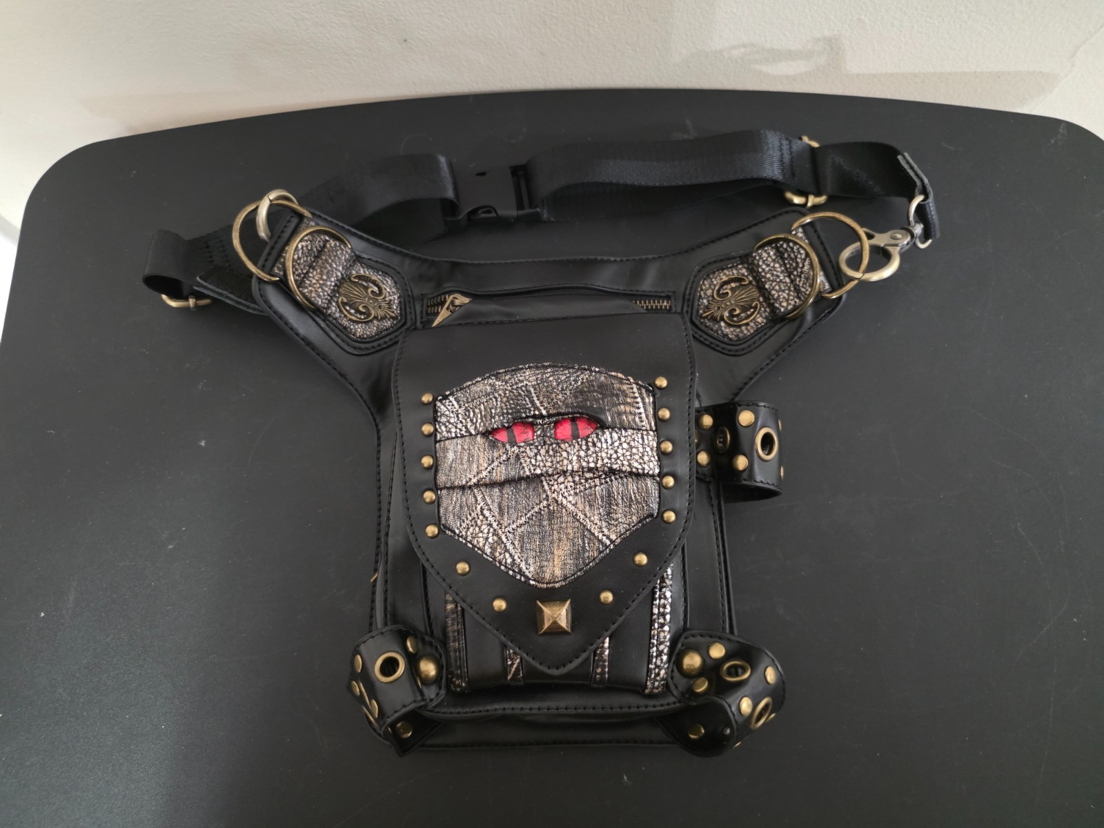 Men Women Waist Bag Faux Leather Gothic Steampunk Biker Cosplay Mimic