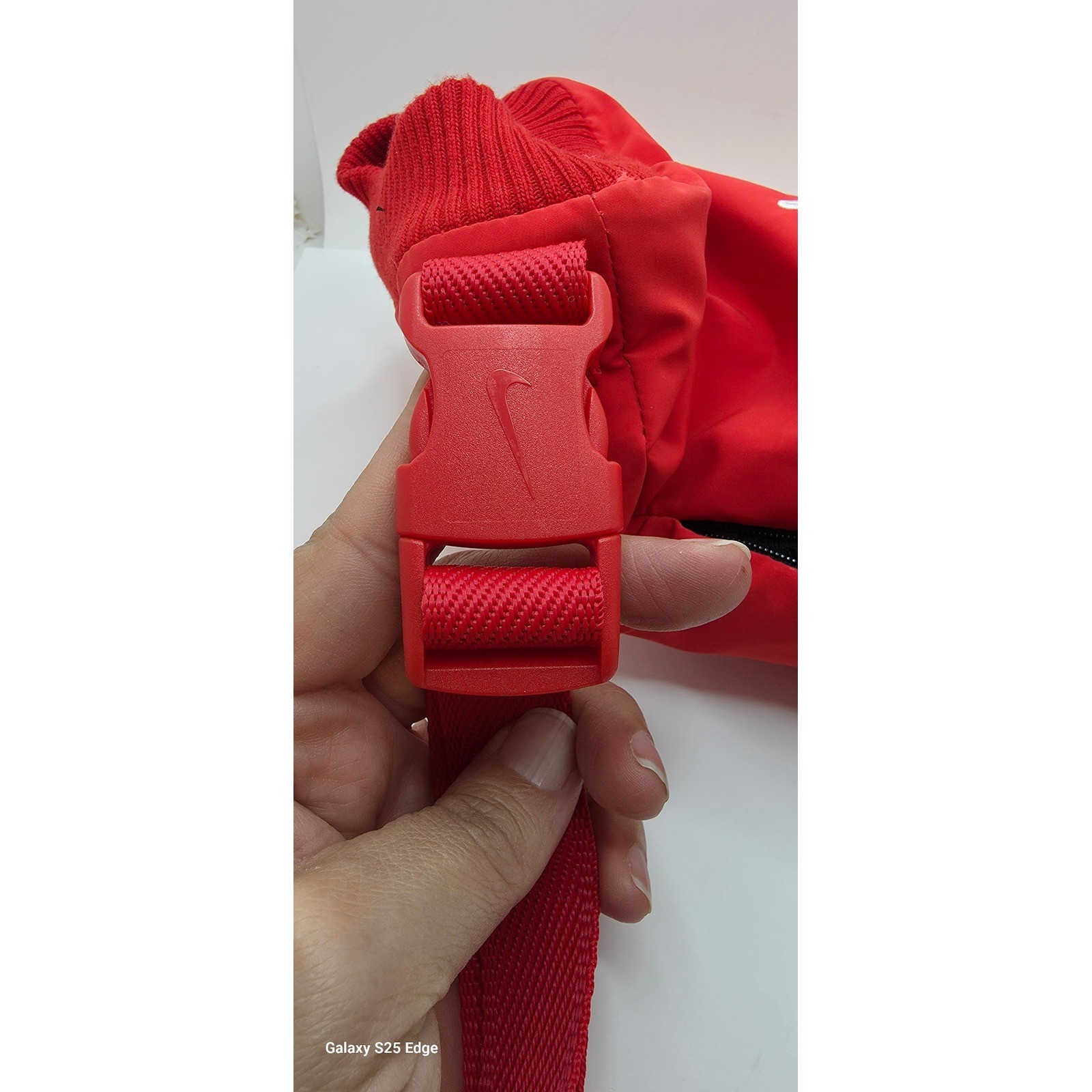 Nike Sportswear Essentials Crossbody Bag Red White Swoosh Fanny Pack BA5904-657