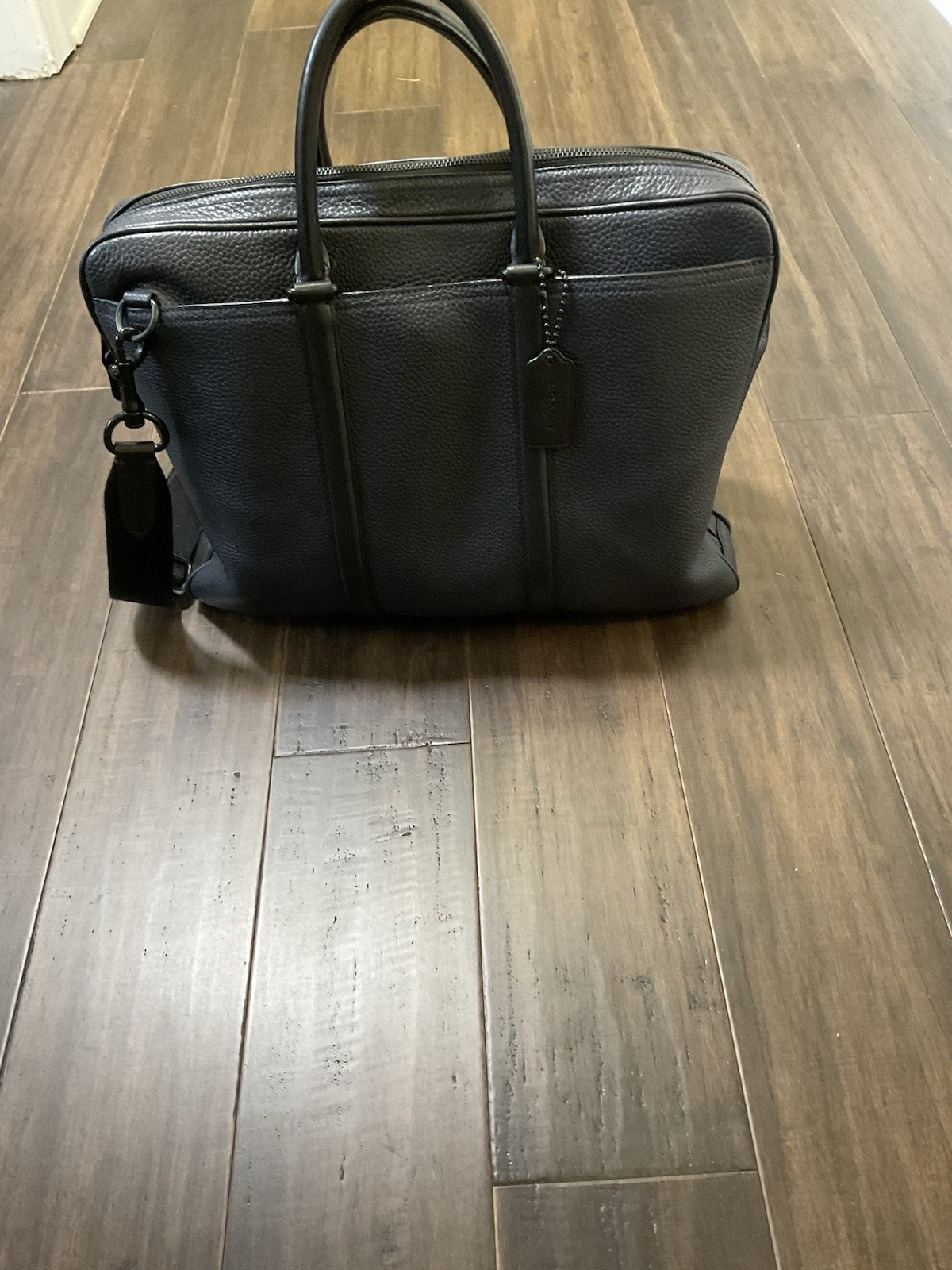 COACH Men’s Pebble Leather 57781 Navy Black Briefcase Bag Metropolitan Slim