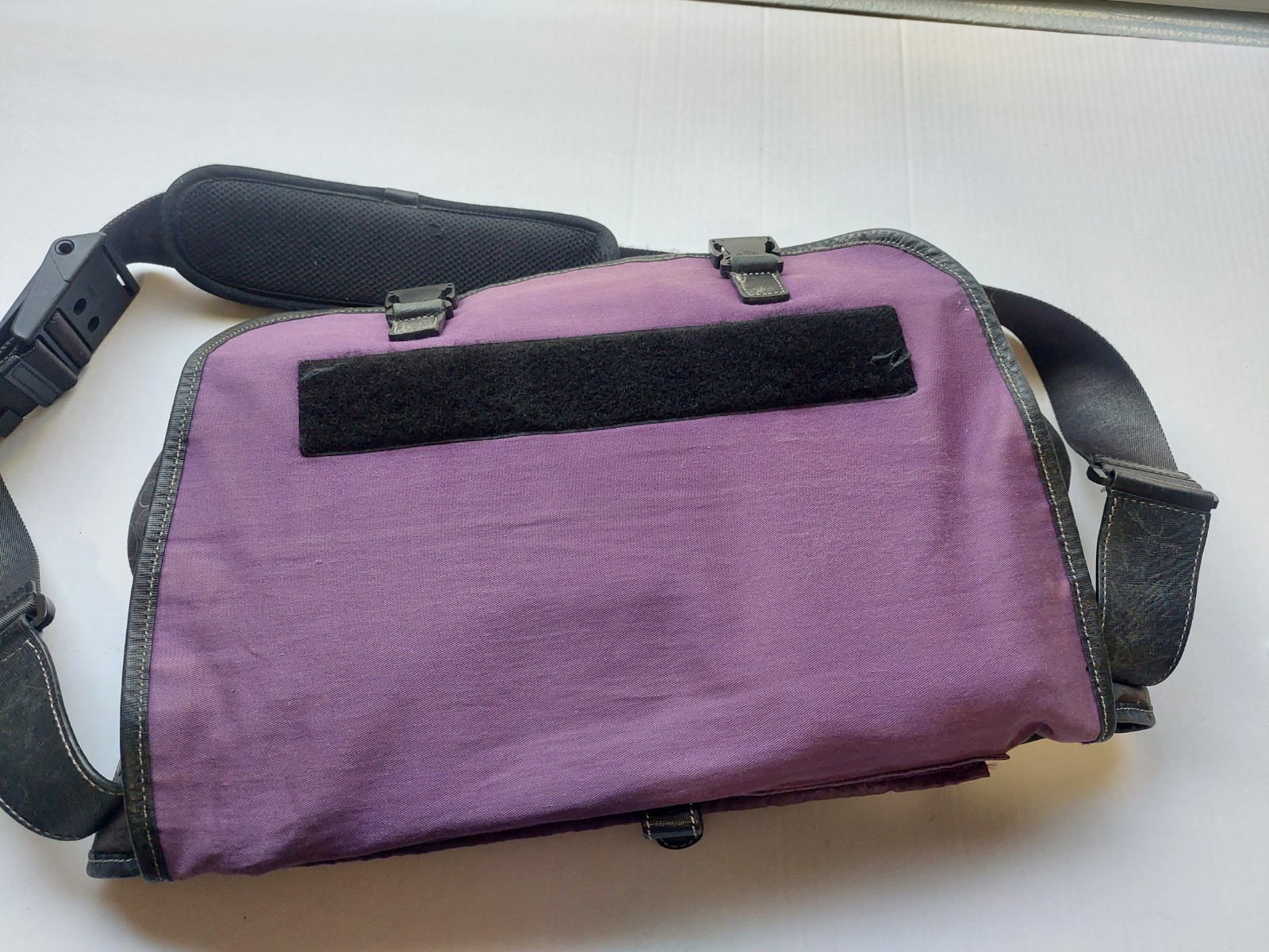 Paul Smith Mini Cooper Messenger Bag ” Good Condition “