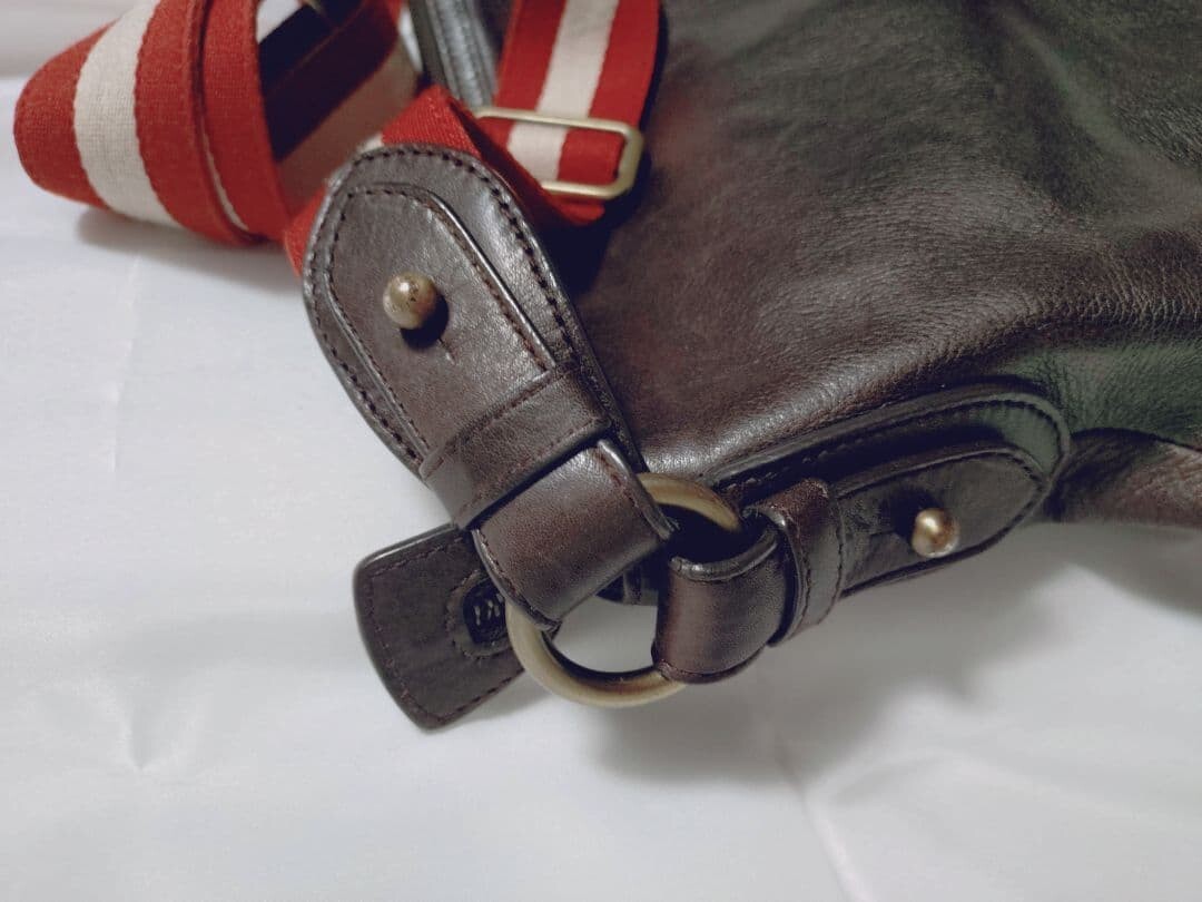 BALLY Brown Leather Shoulder Bag Red White Striped Strap Men