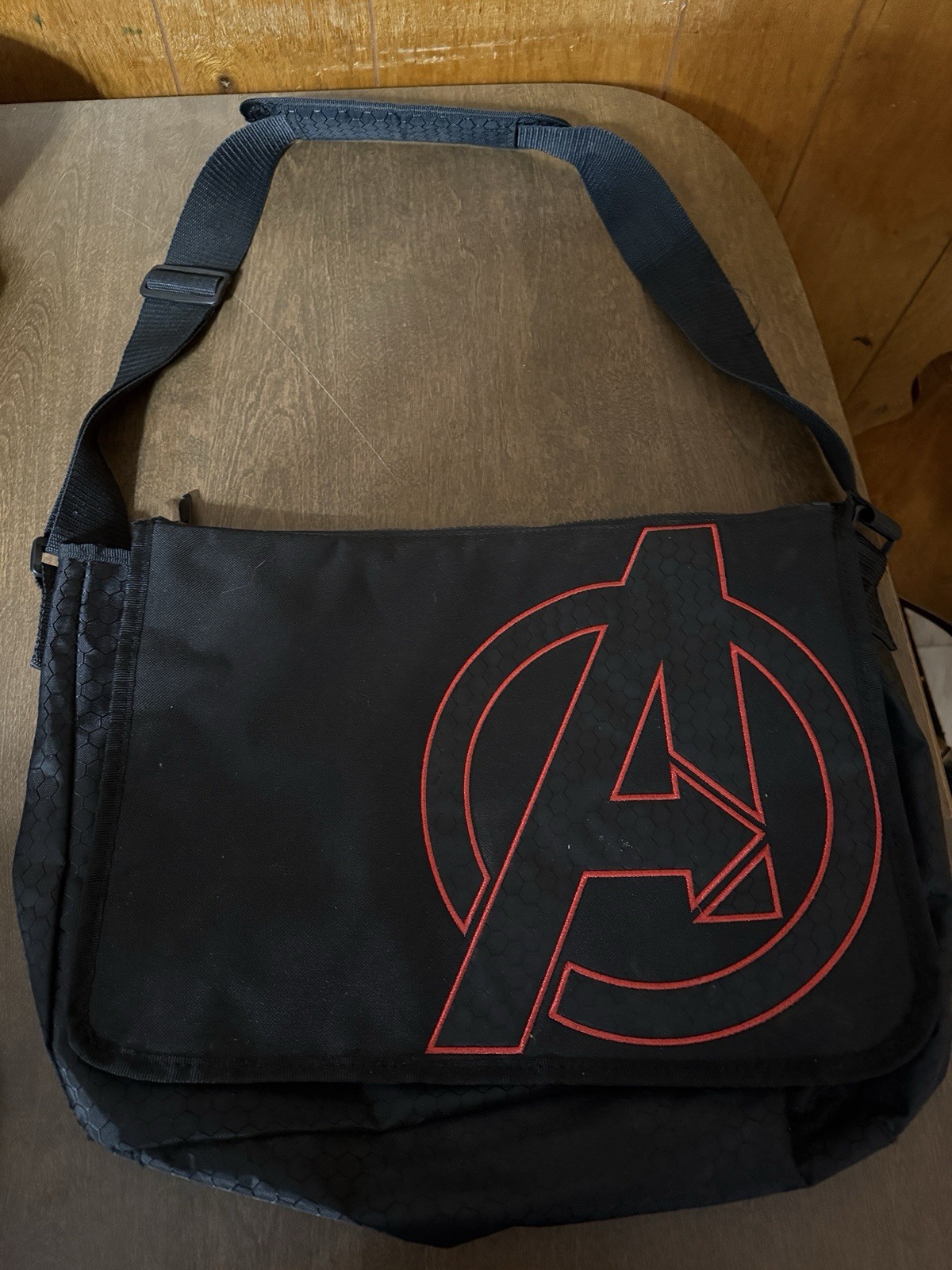 Marvel Avengers Messenger Bag Black Red Logo