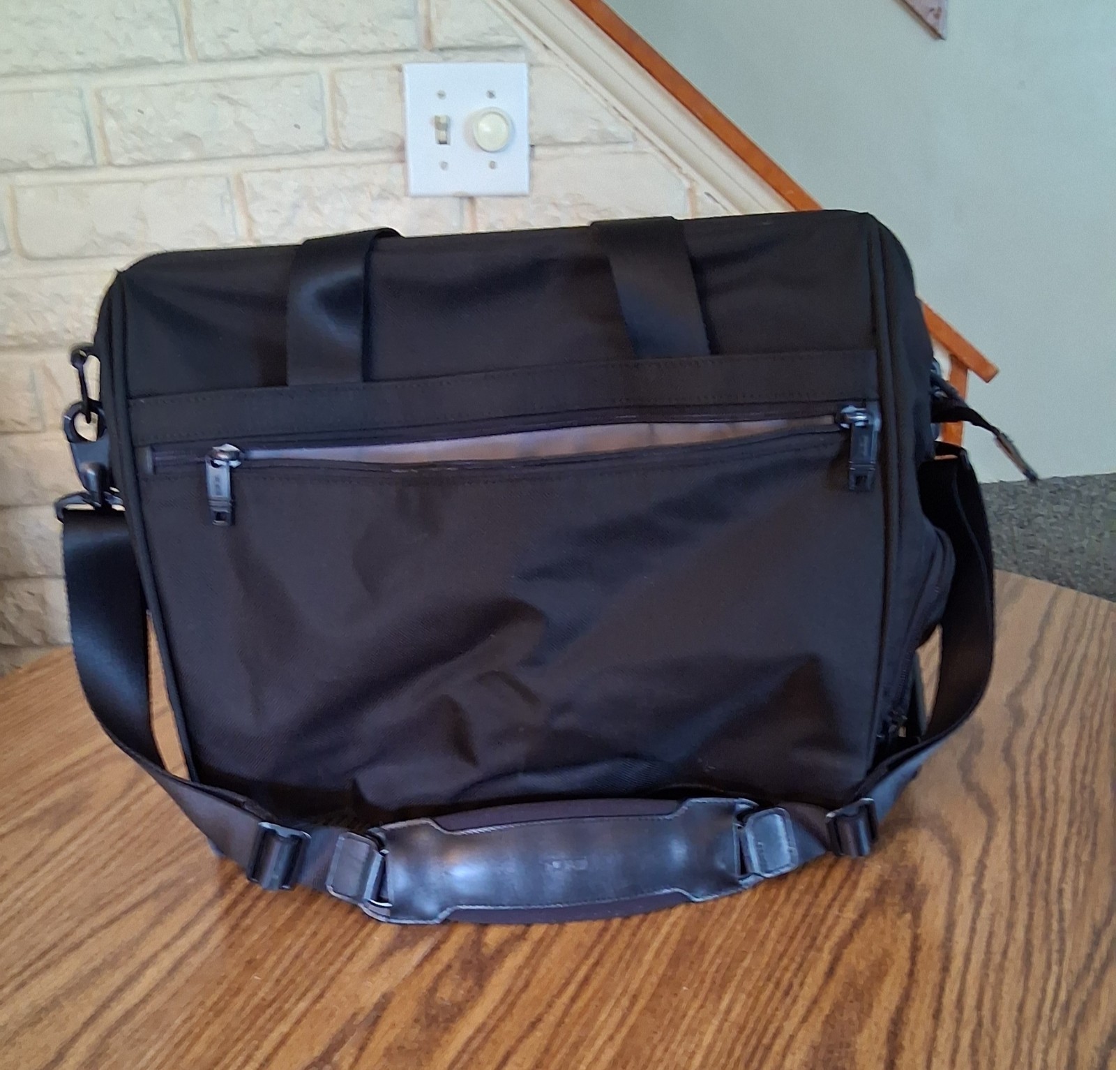 Tumi Alpha 2 Framed 18” Soft Ballistic Nylon Weekender Travel Bag 22126D2 *READ