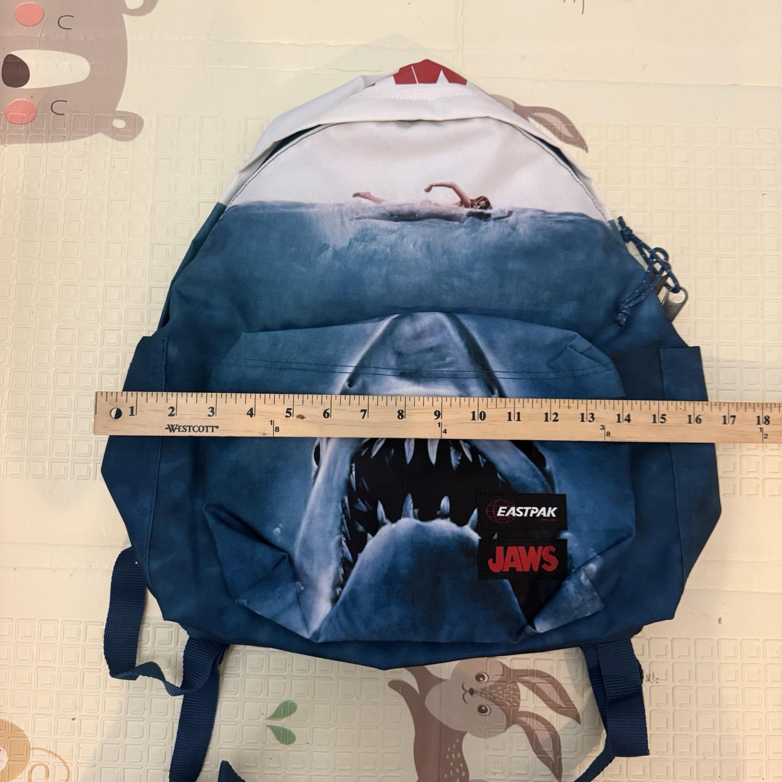 Eastpak Padded Day Packer Backpack Jaws Poster JS0A85MA RARE New