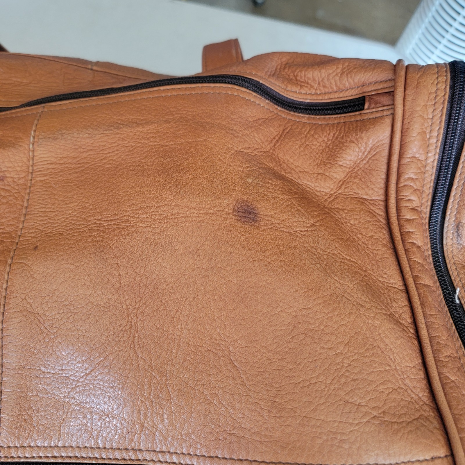 LEATHER DUFFLE BAG/WEEKENDER BAG, HANDMADE IN COLOMBIA