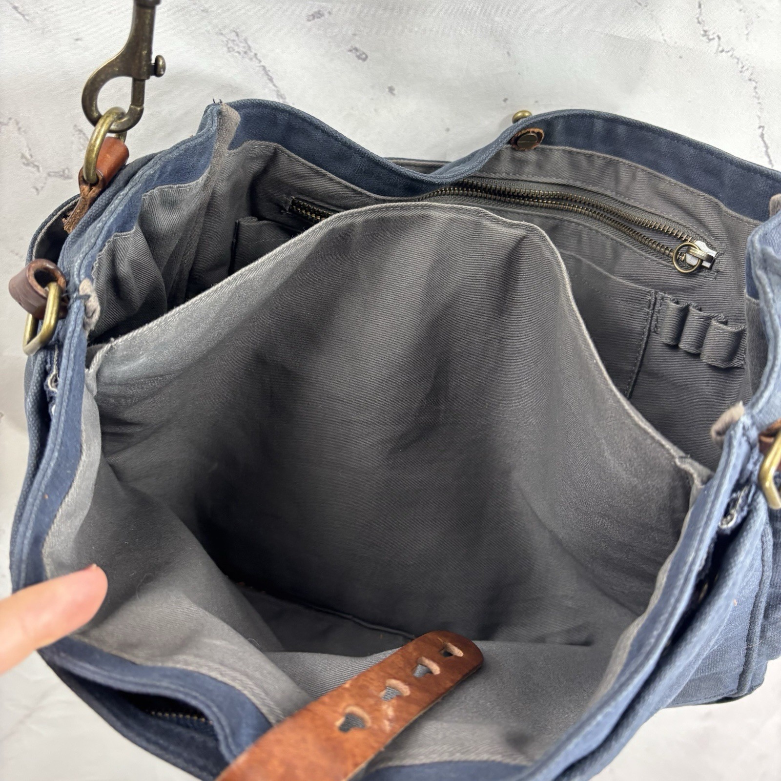 J Crew Dry Goods Abingdon Waxed Canvas Messenger Bag Cotton Leather Shoulder Bag