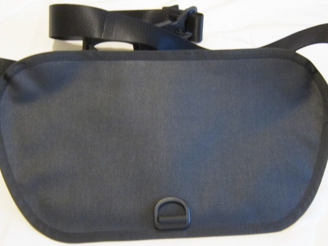 ALPAKA BRAVO MINI SLING V2 – XPAC – Black