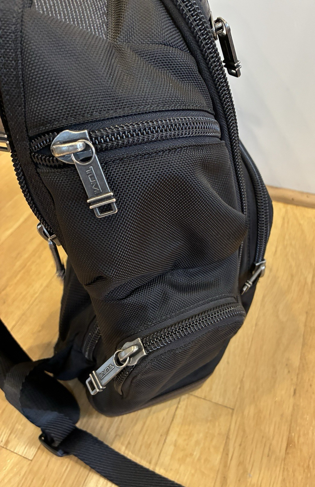 TUMI 222382HK2 Alpha Bravo Kingsville Backpack Black Brown Original Luggage Tag
