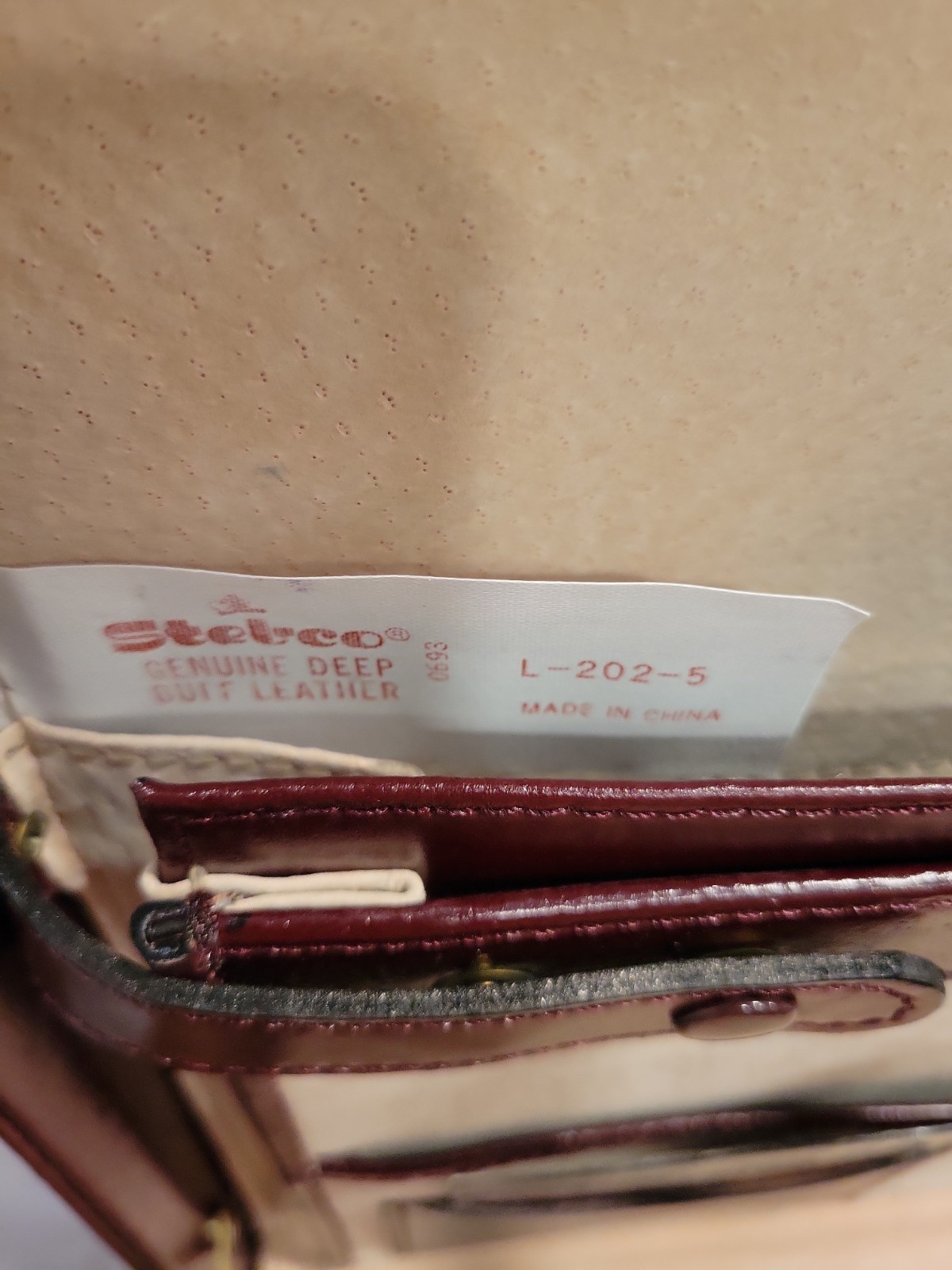 Vintage Stebco Burgundy Hard Leather Briefcase Front Change Combination Lock