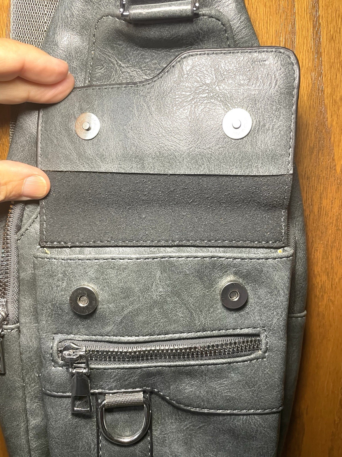 New Weixier Unisex Gray Leather Crossbody Sling Chest Bag NWOT