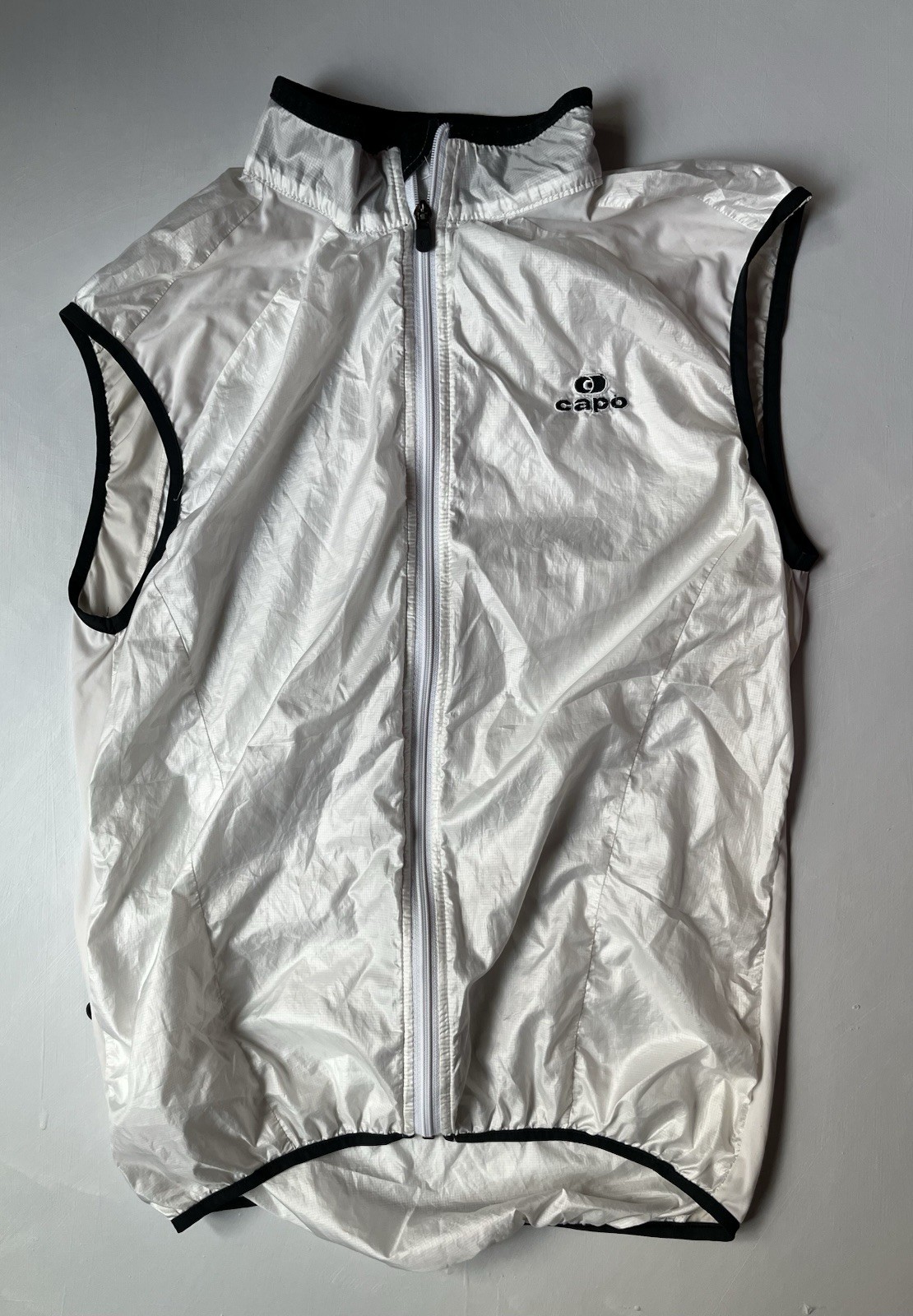 Women’s L White Capo Sleeveless Zip-Up Cycling Wind Vest/Jacket *READ BELOW*