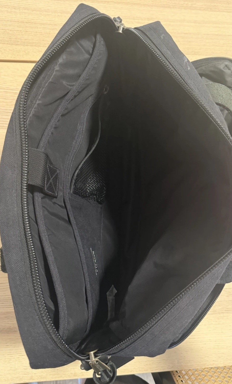 Filson Dryden Laptop Briefcase – Black