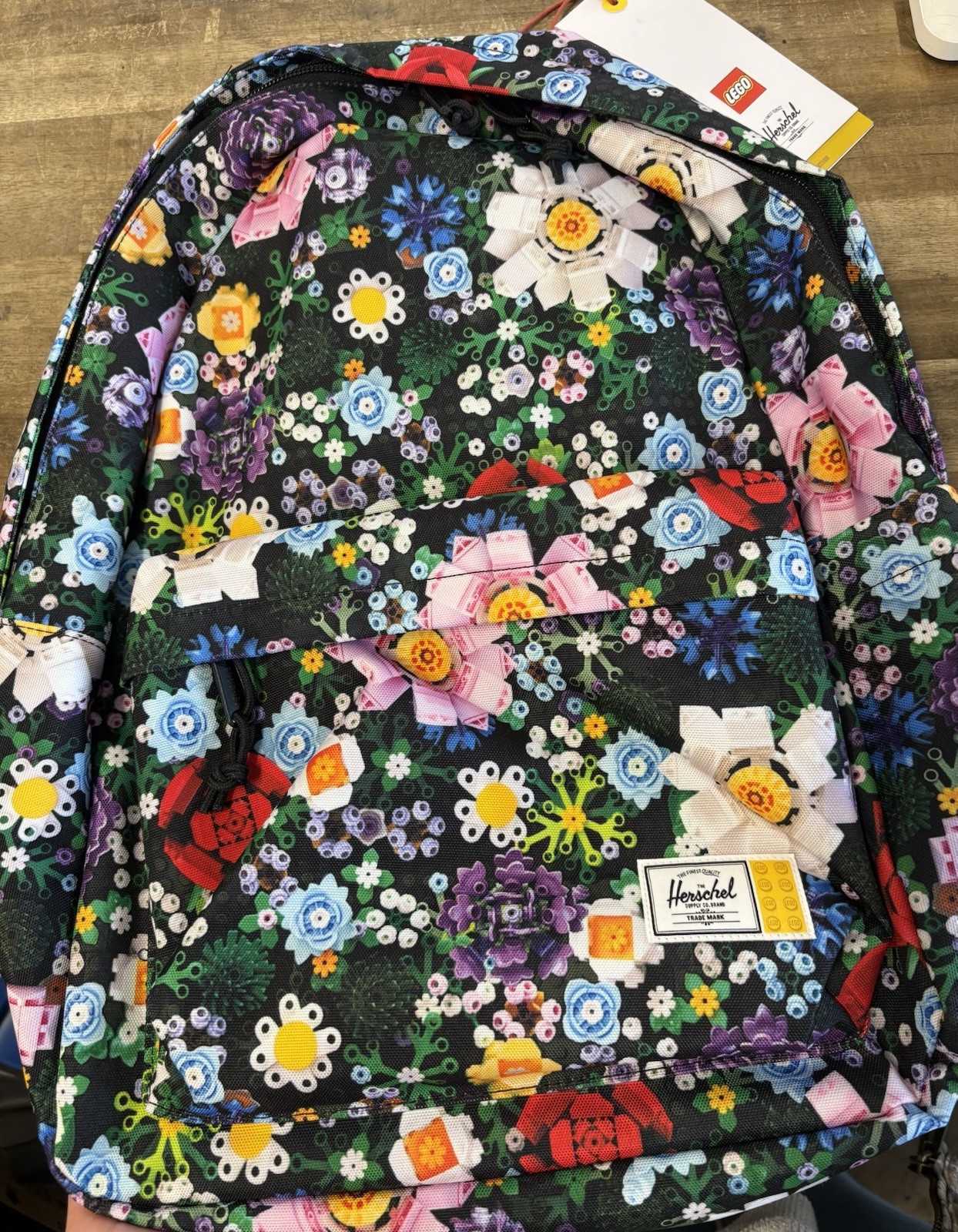Herschel Supply Co. LEGO Herschel Classic XL Backpack – Garden Floral