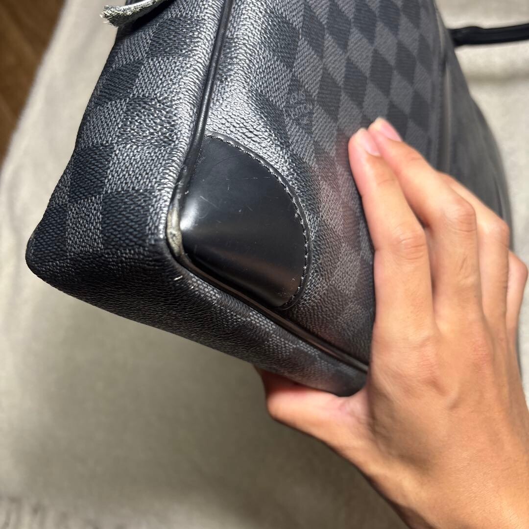 Louis Vuitton Damier Graphite Business Bag Canvas Black Name Tag Key Auth