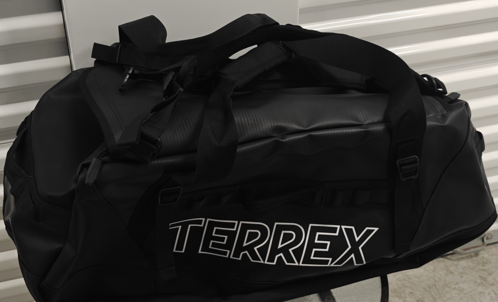 Adidas Terrex duffle bag backpack medium Rain.Rdy Expedition Black 70L IC5649