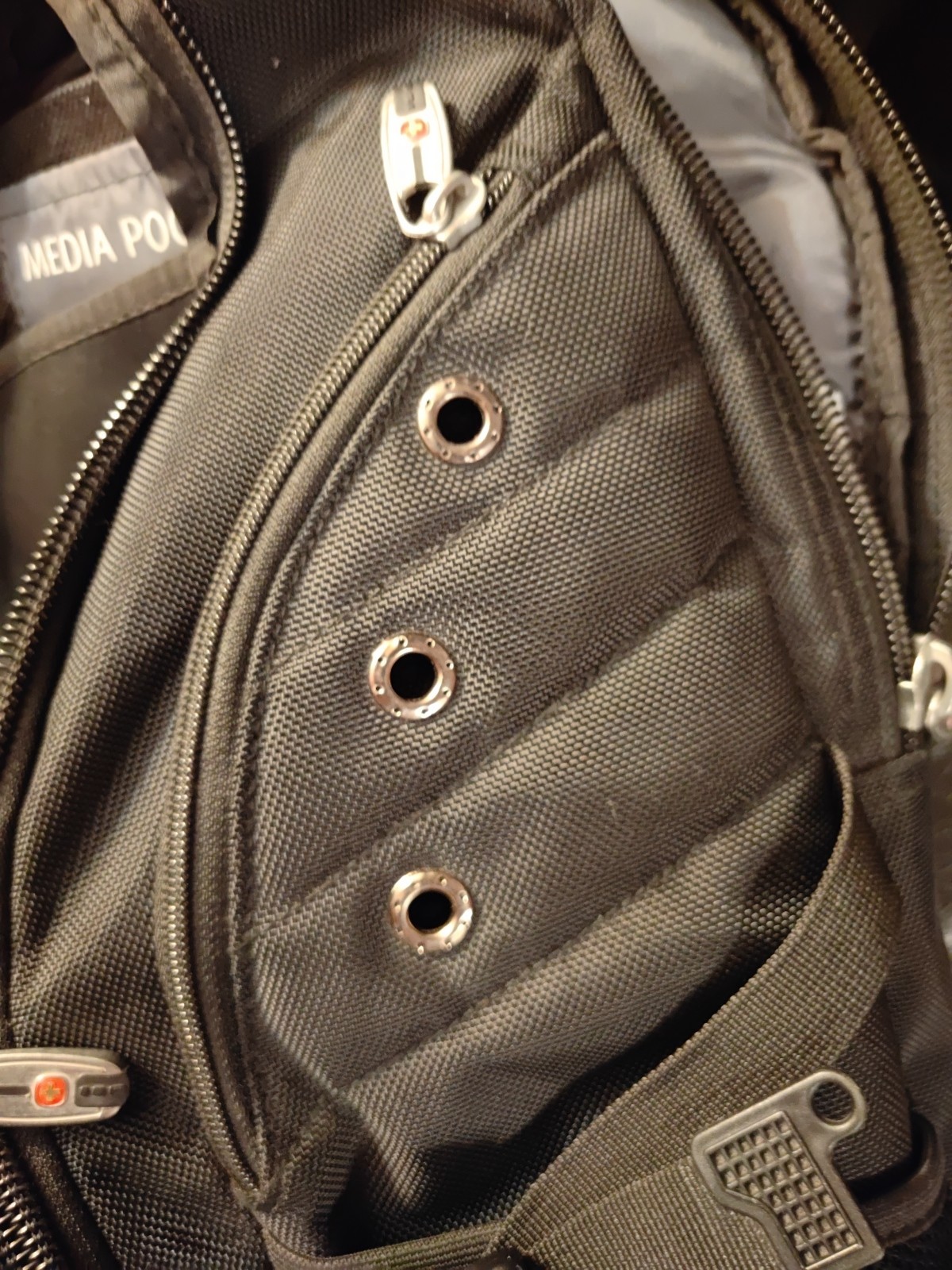 Swiss Gear AIRFLOW BACKPACK Black With Handle Heavy Duty Laptop