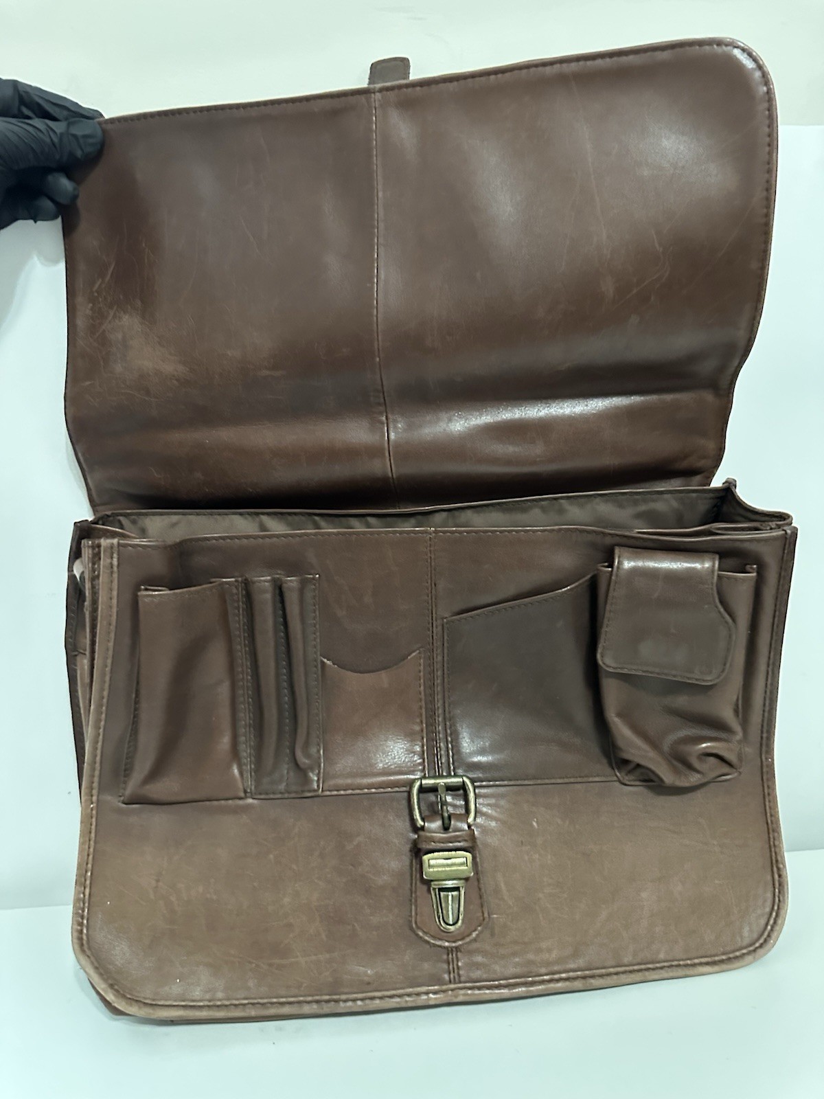 ELLington Classic Brown Leather Men’s Messenger Bag Made In Thailand