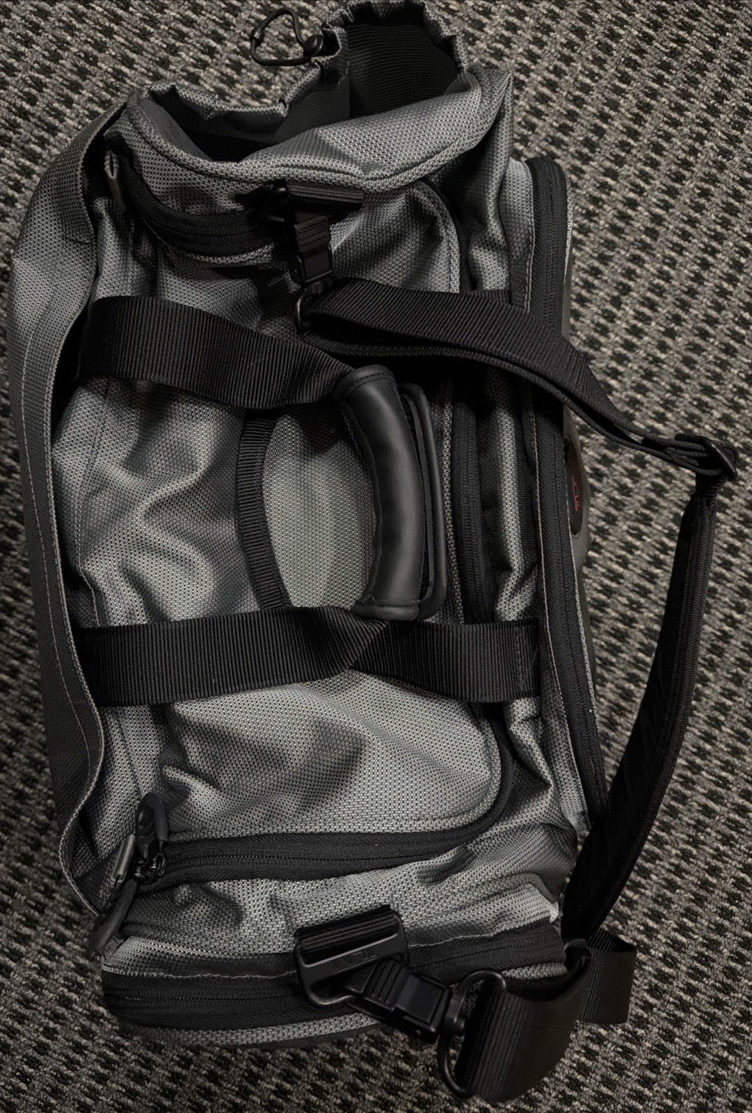 TUMI Boston 2Way Ballistic Nylon Duffle Bag Carry On Gray 525PW Strap Travel