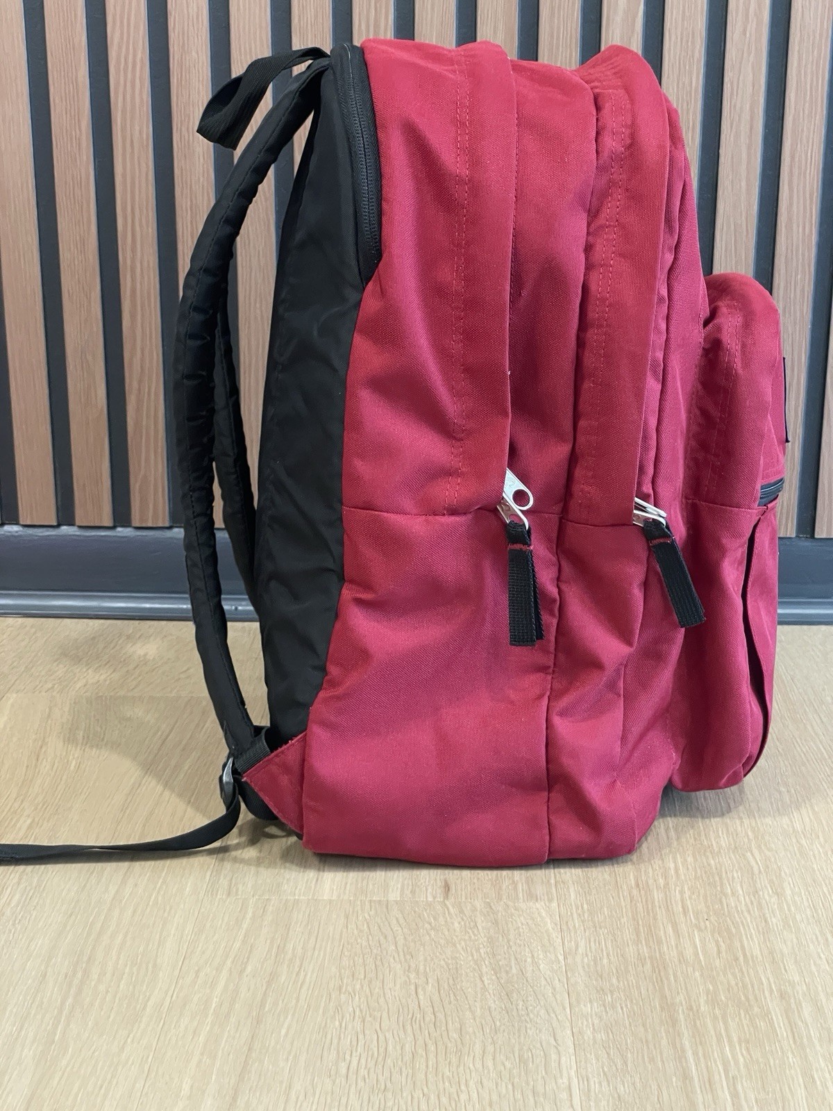 Jansport Big Student Backpack Red Bookbag JS0A47 JK 16” Large School Bag