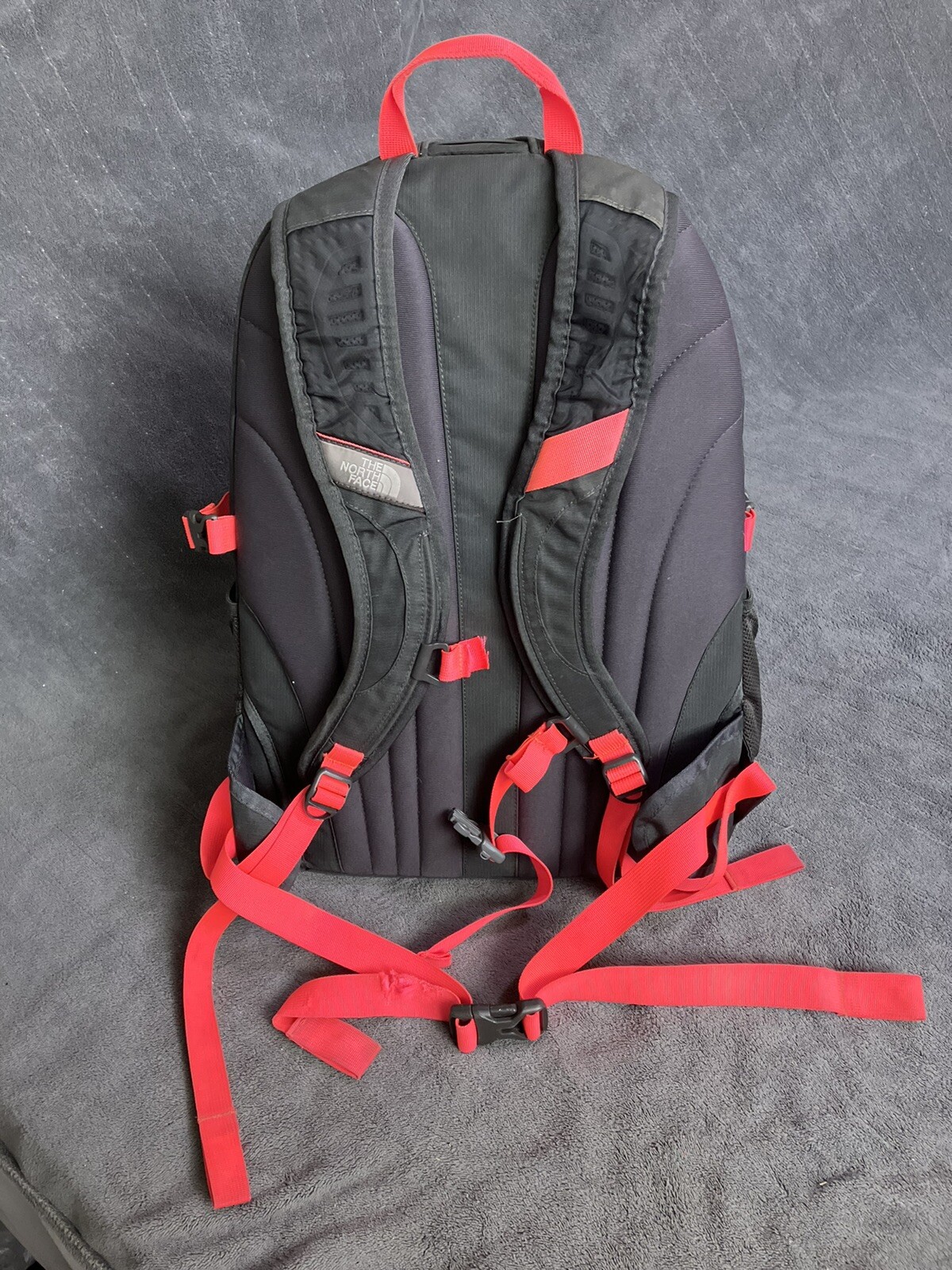 The North Face Recon Backpack Dark Gray Laptop Hiking Day Bag Padded Back
