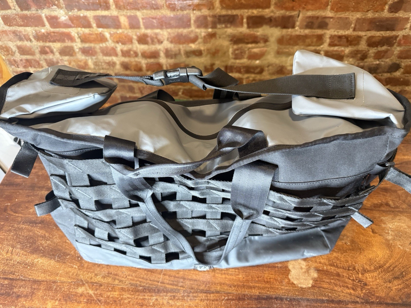 Chrome Industries Barrage Duffle Bag 55 Liters Black