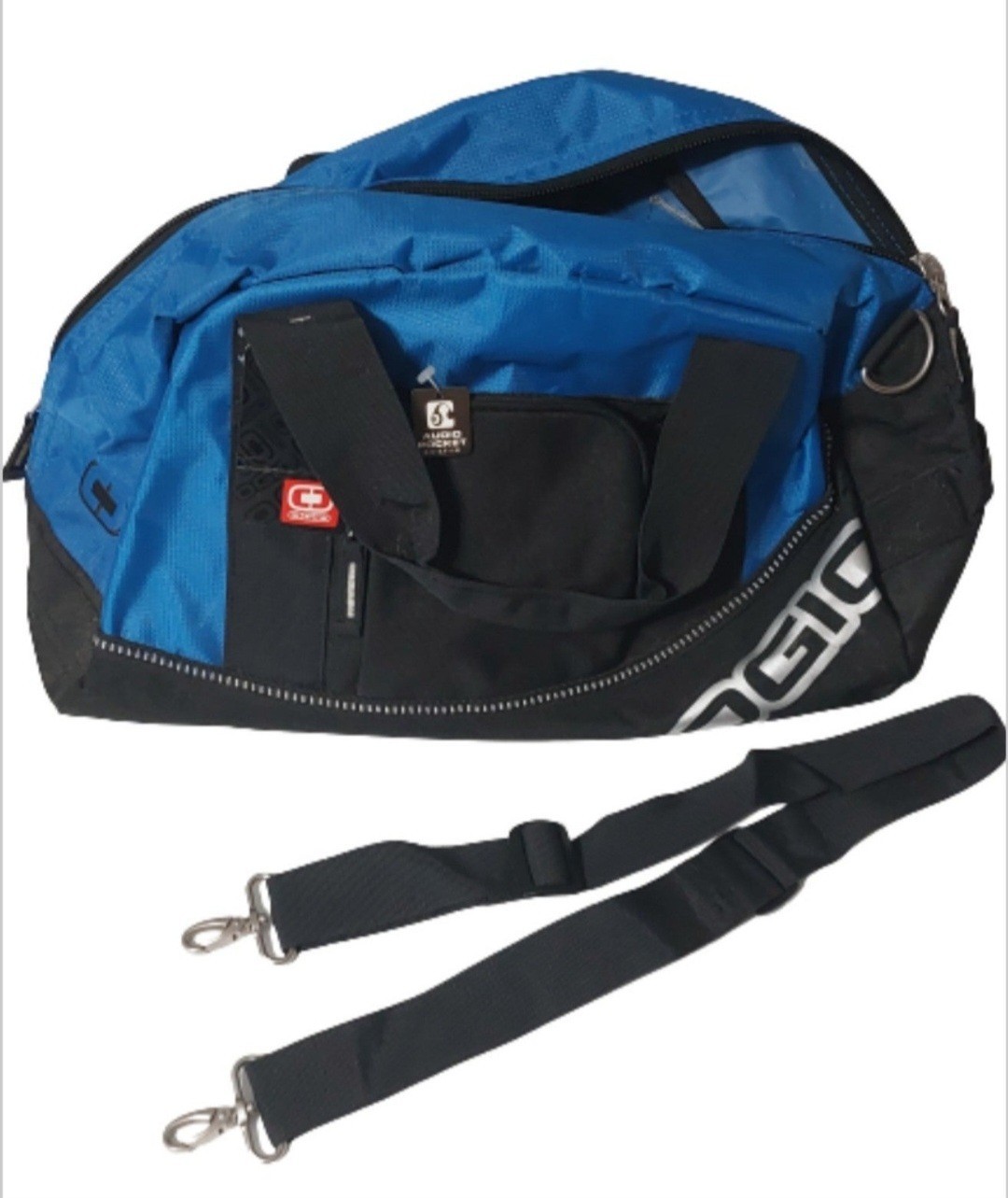 OGIO Half Dome Duffel Bag Blue Black Gym Travel Bag Audio Pocket Udelhoven NWT