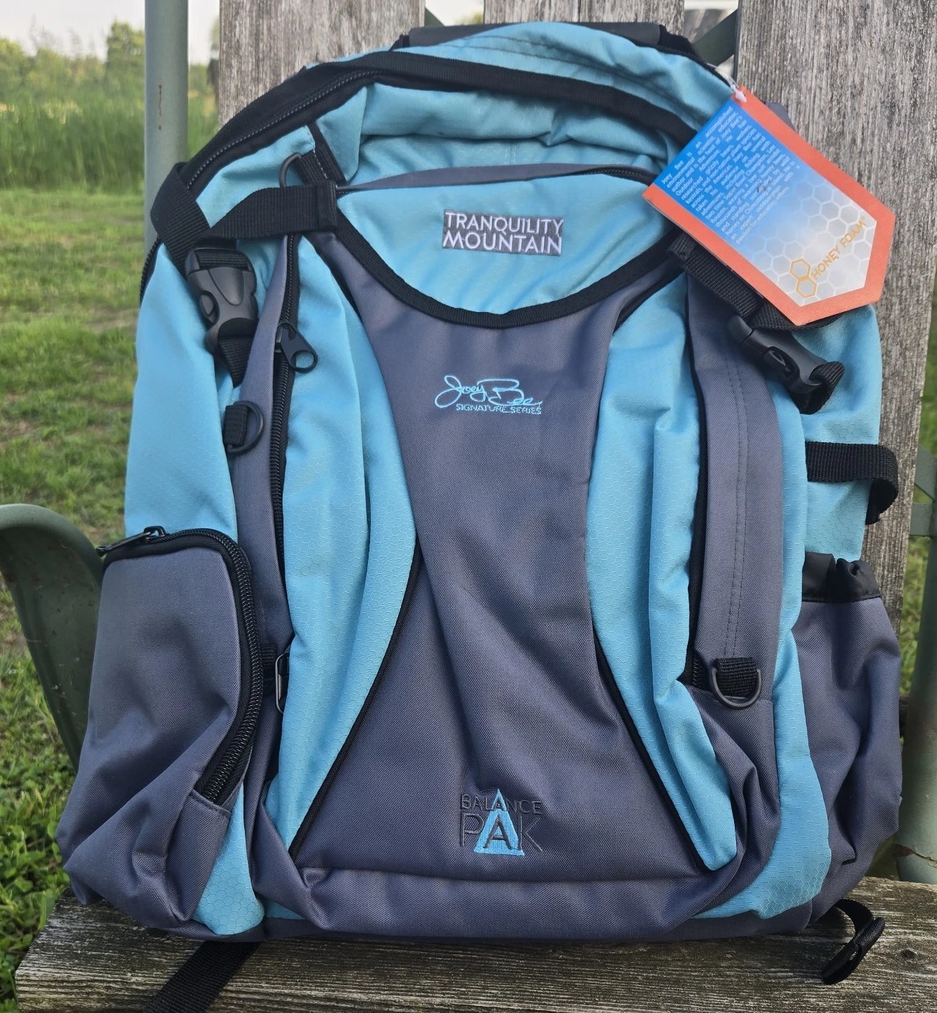 Tranquility Mountain 37 Liters Balance Pak Joey Bee Trekking Hiking Backpack 18′